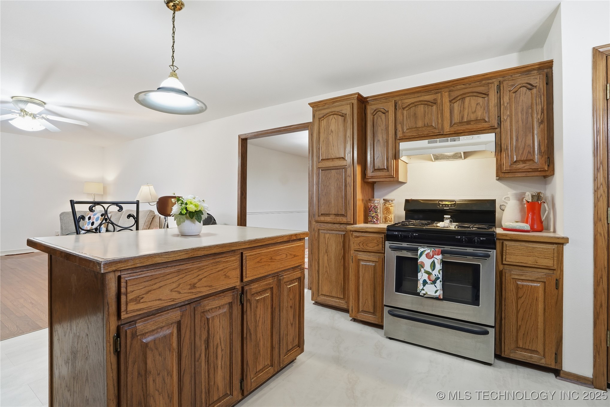 1417 E Oak Street Cushing OK 74023