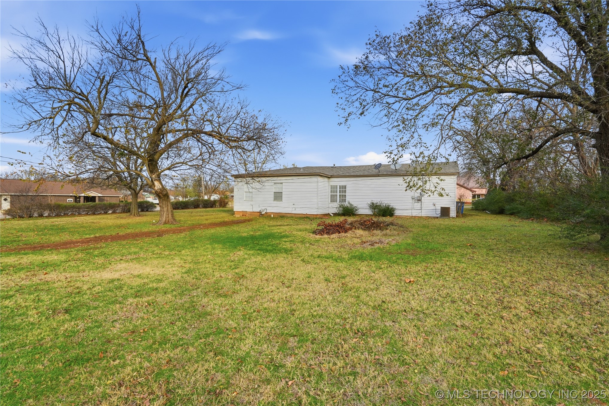 1417 E Oak Street Cushing OK 74023