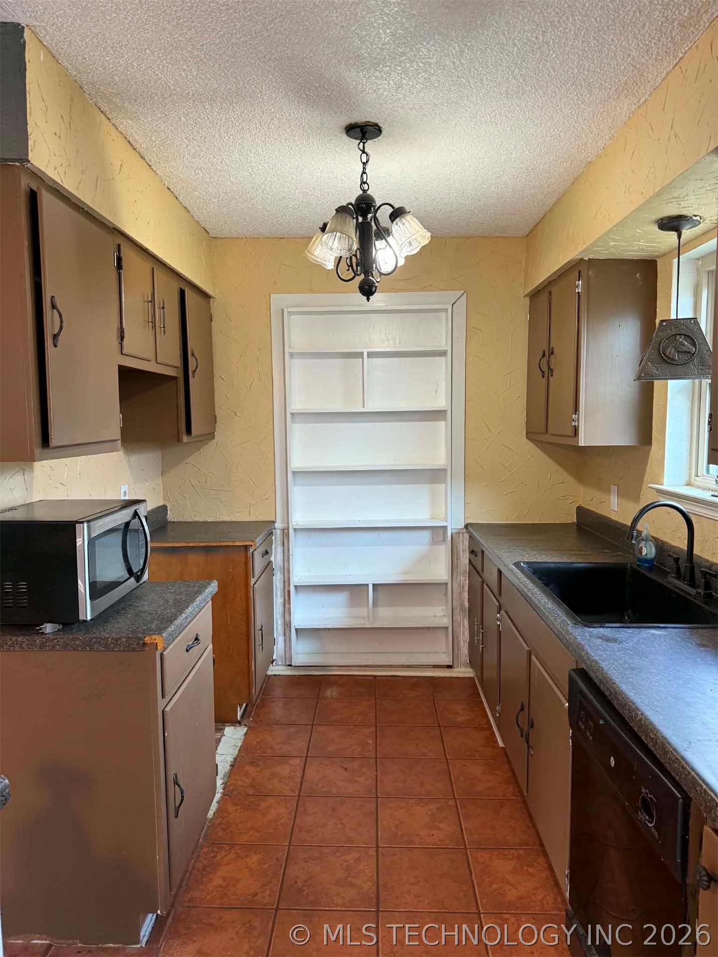 3810 N Truett Lane Bromide OK 73461