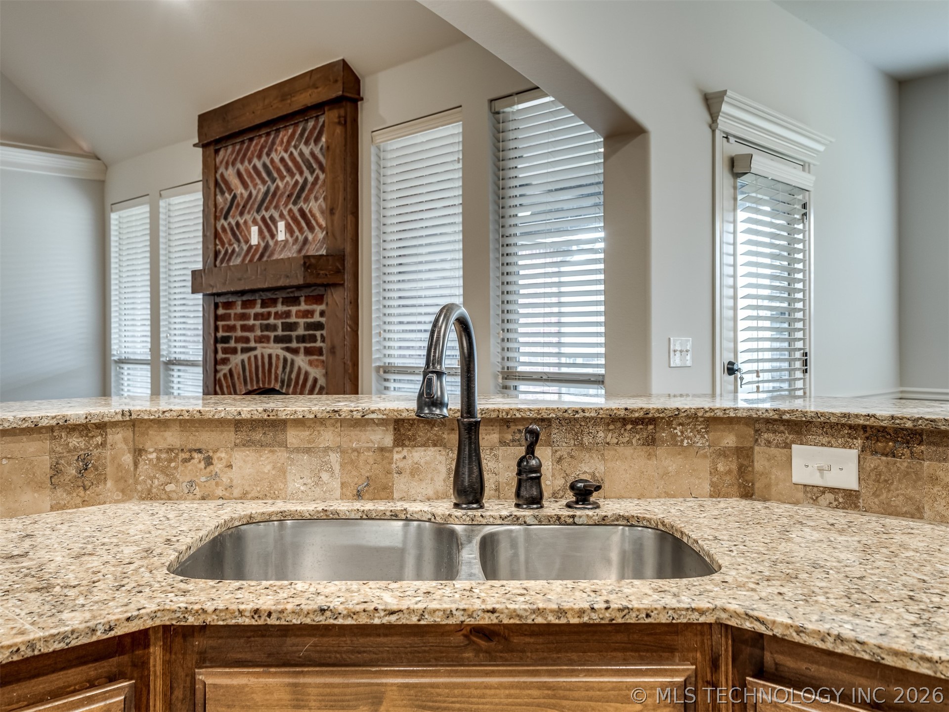 6083 E 143rd Place S Bixby OK 74008