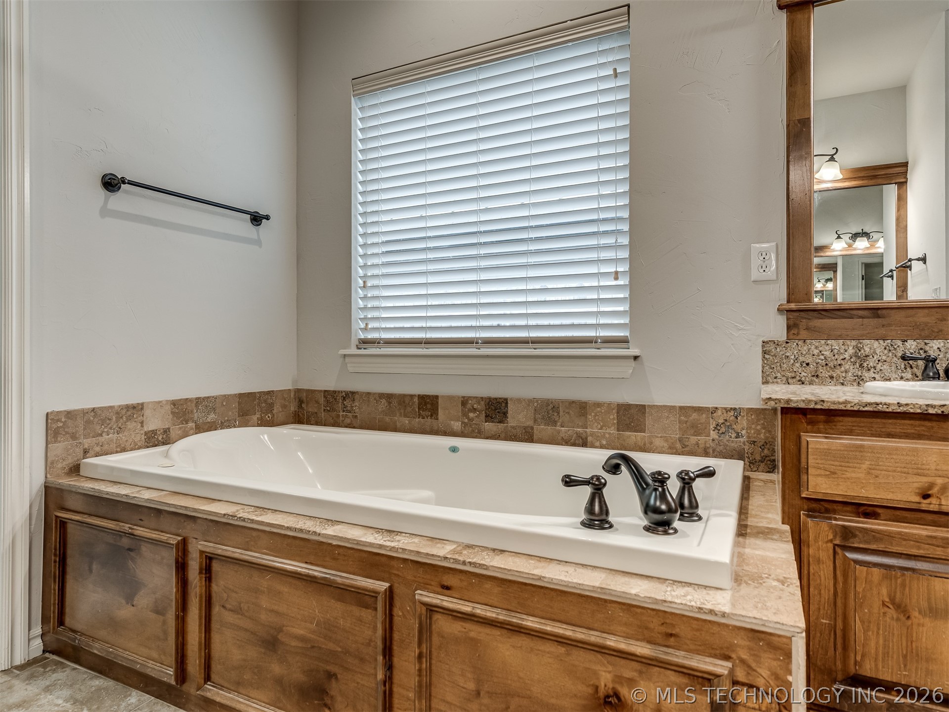6083 E 143rd Place S Bixby OK 74008