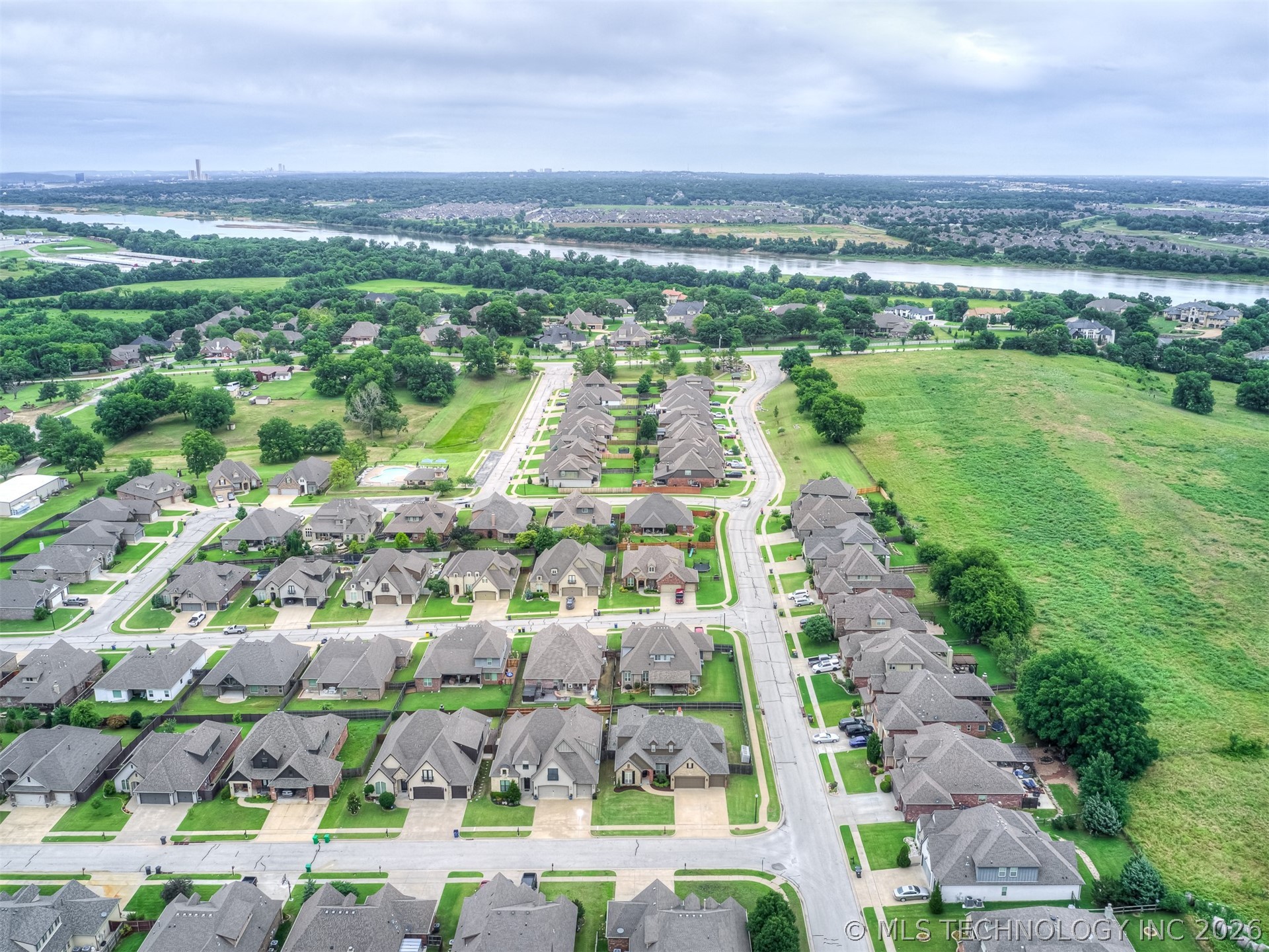 6083 E 143rd Place S Bixby OK 74008