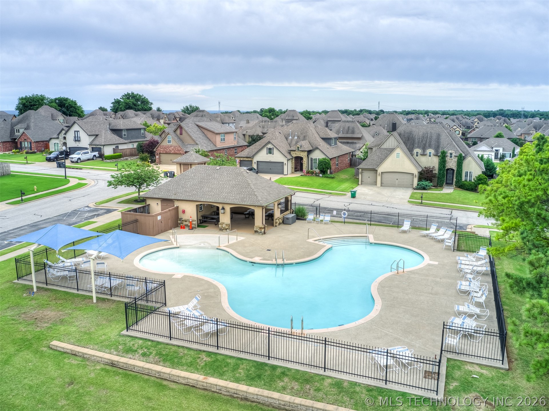 6083 E 143rd Place S Bixby OK 74008