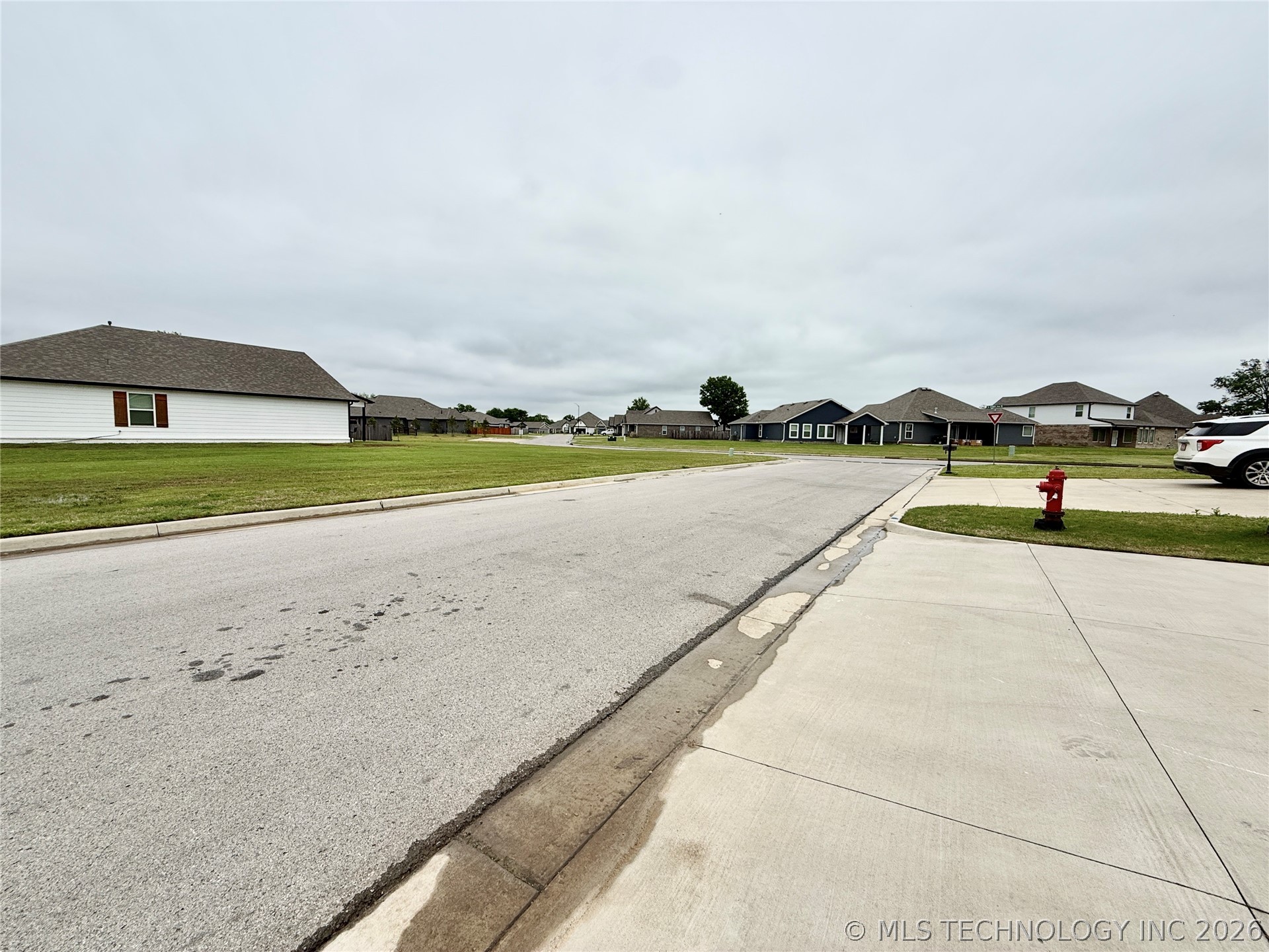 31752 E 62nd Place S Broken Arrow OK 74014