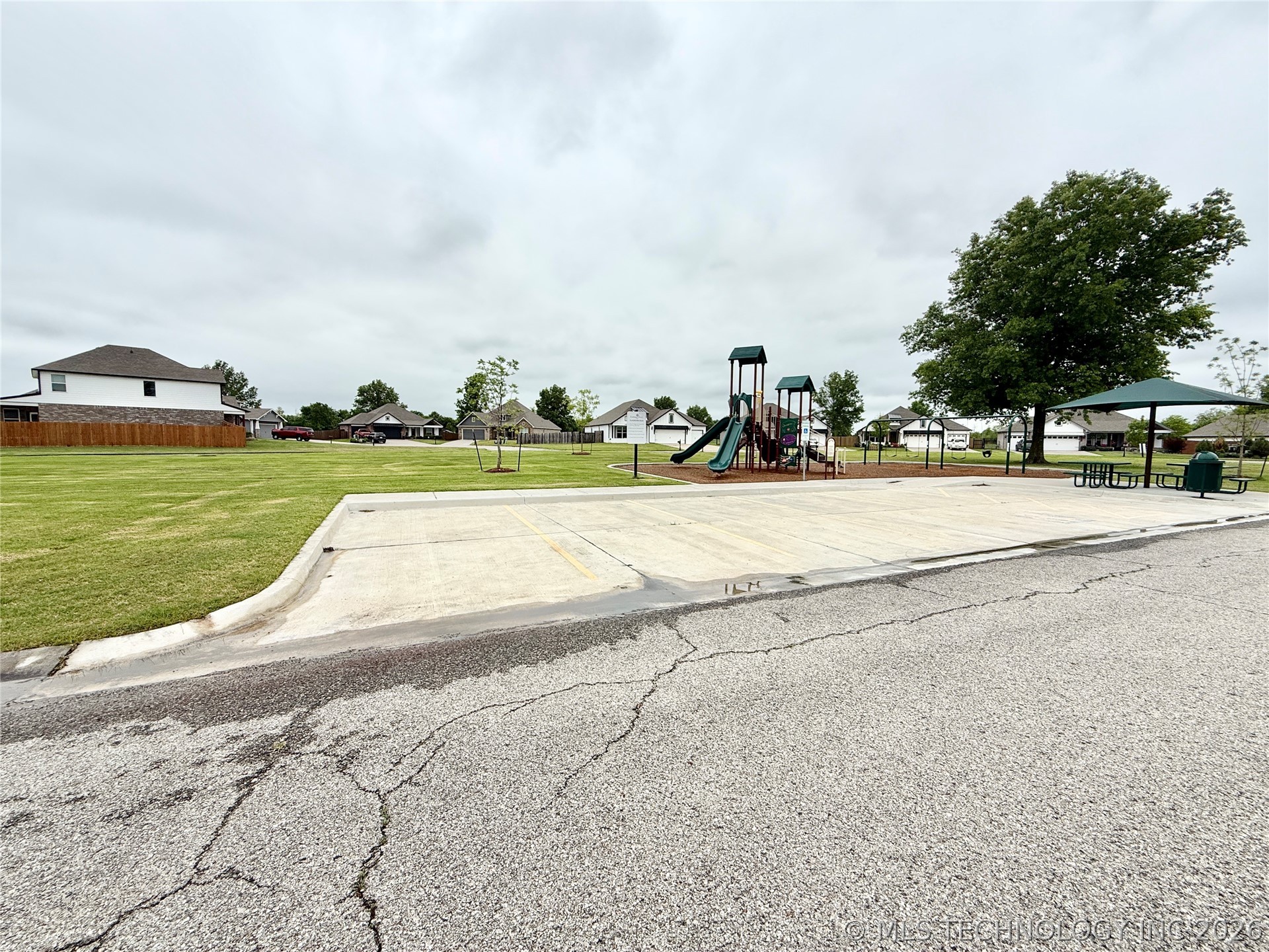 31752 E 62nd Place S Broken Arrow OK 74014