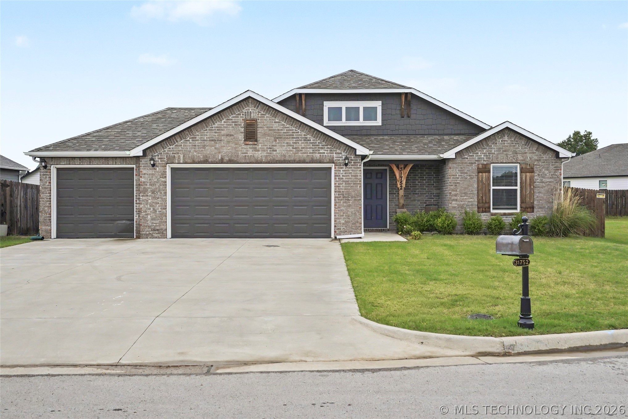 31752 E 62nd Place S Broken Arrow OK 74014