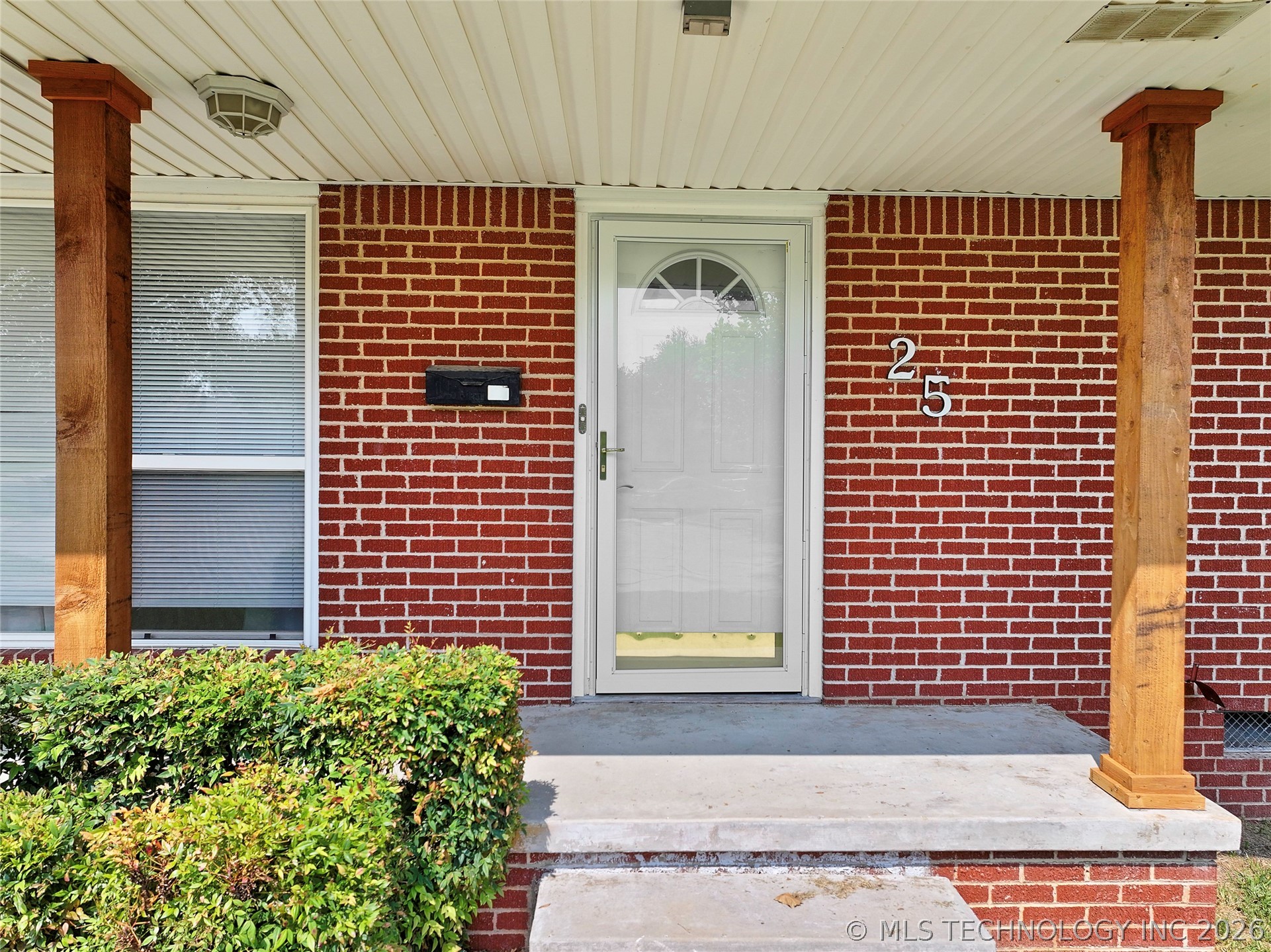 25 Hillcrest Ardmore OK 73401