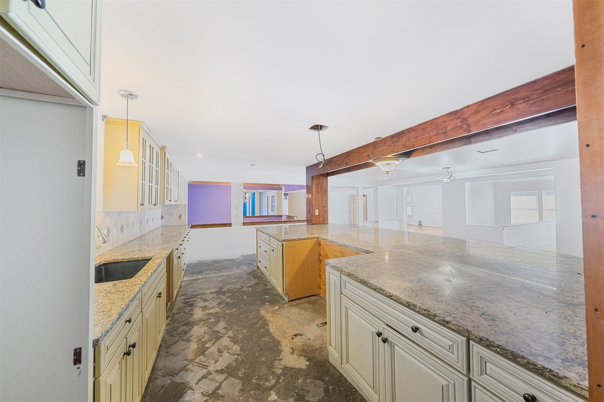 7455 S Sleepy Hollow Drive Tulsa OK 74136