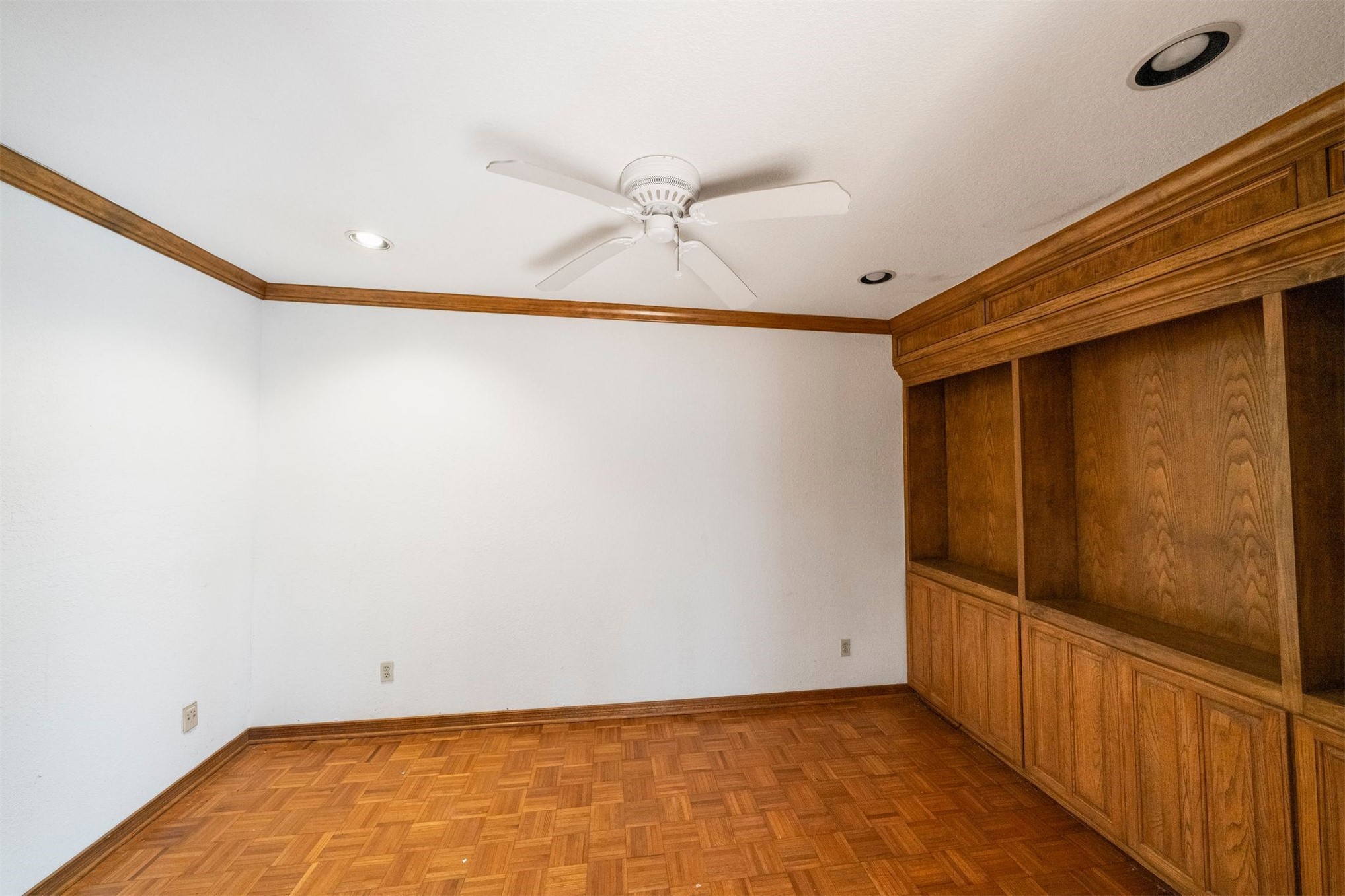 7455 S Sleepy Hollow Drive Tulsa OK 74136