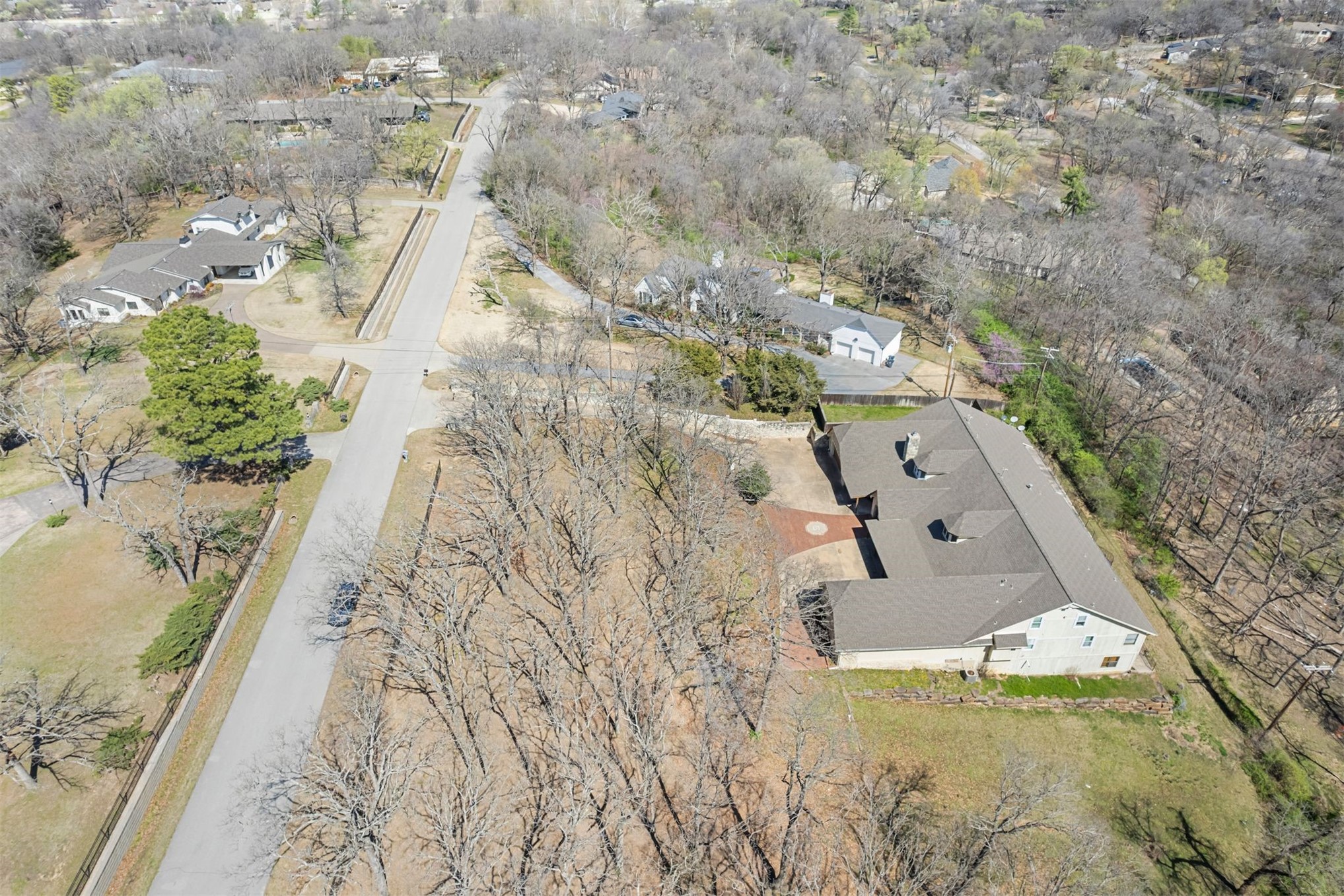7455 S Sleepy Hollow Drive Tulsa OK 74136