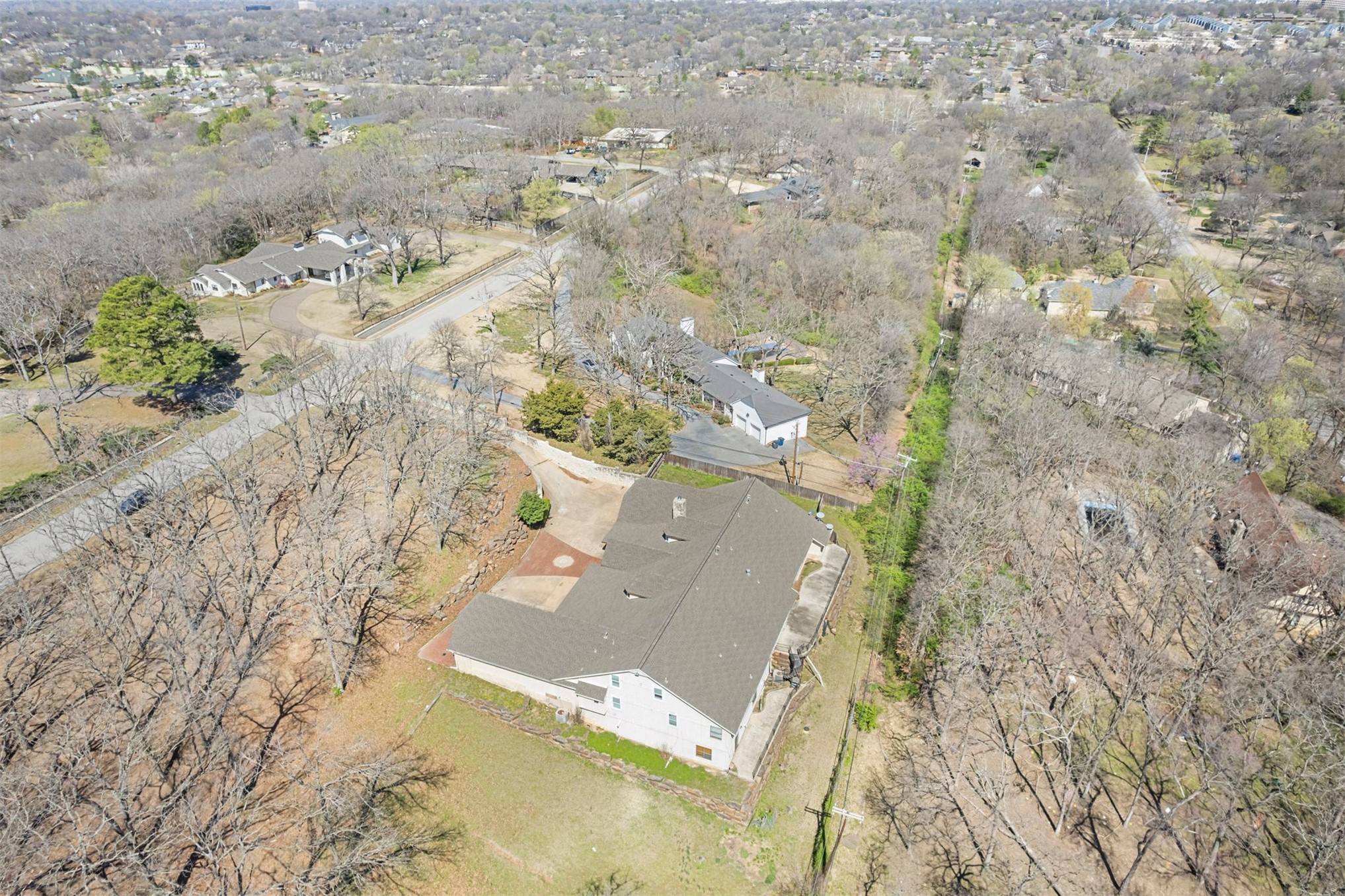 7455 S Sleepy Hollow Drive Tulsa OK 74136