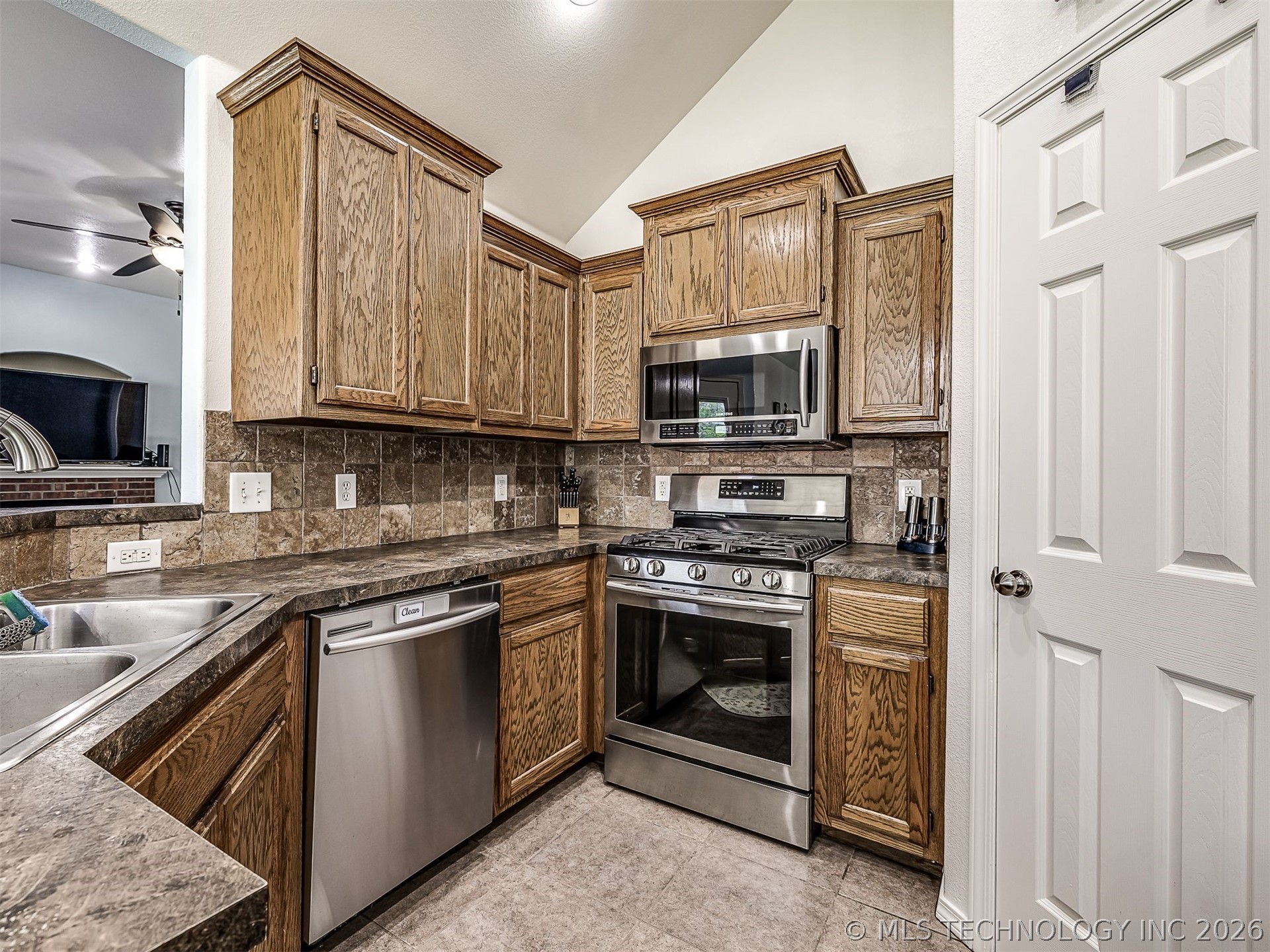 14039 S 300th Eastavenue Coweta OK 74429