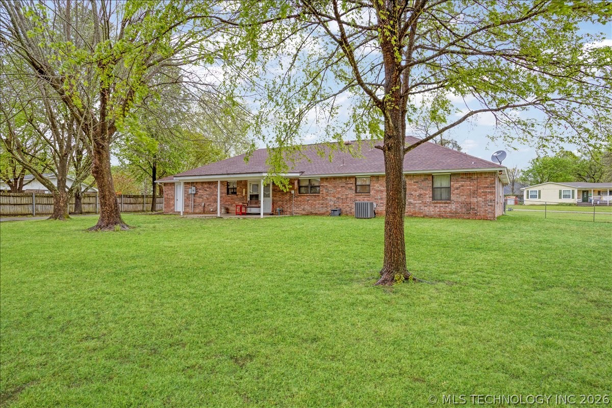 306 SE 4th Street Antlers OK 74523