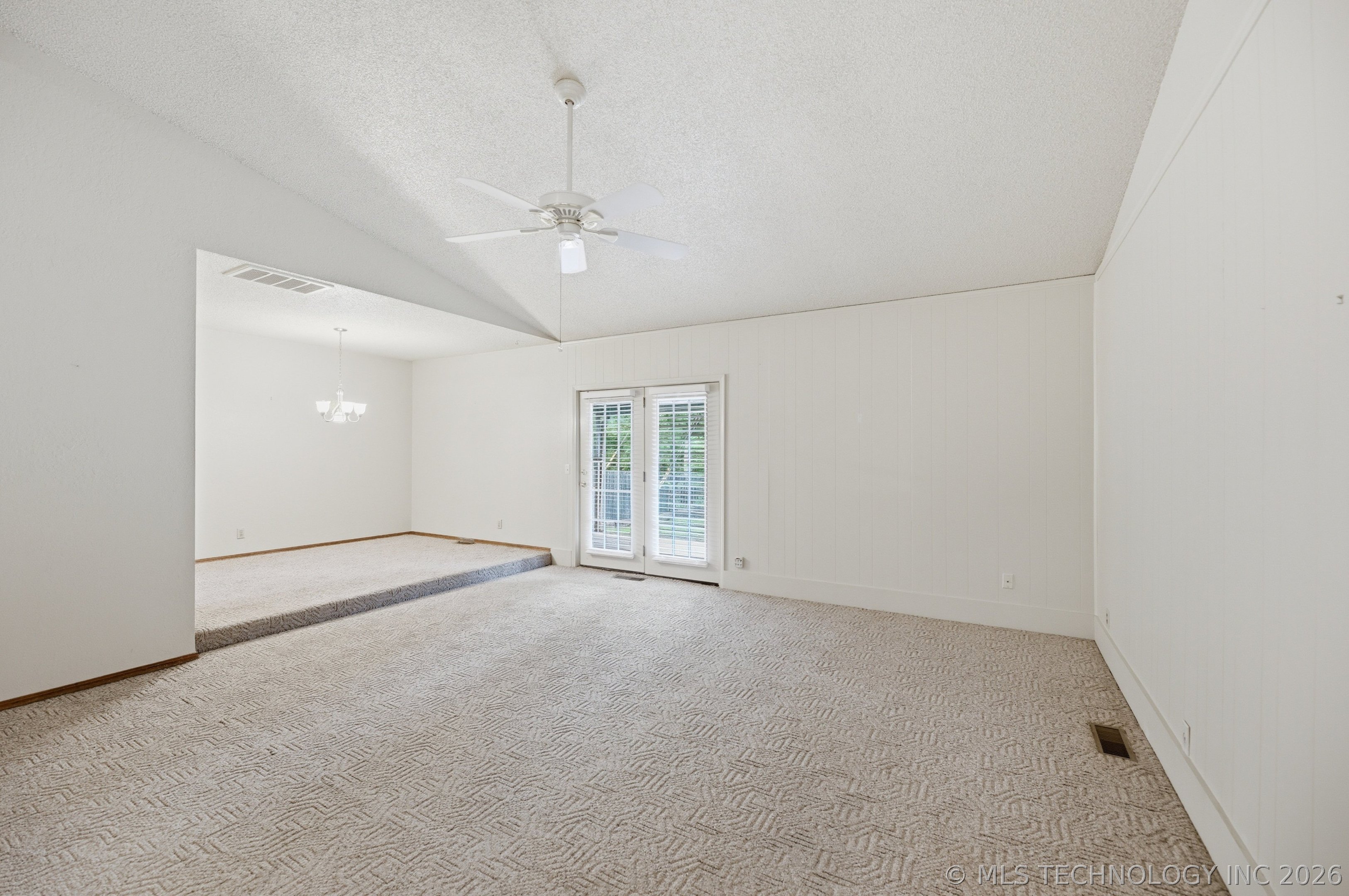3207 S Skylane Drive Sand Springs OK 74063