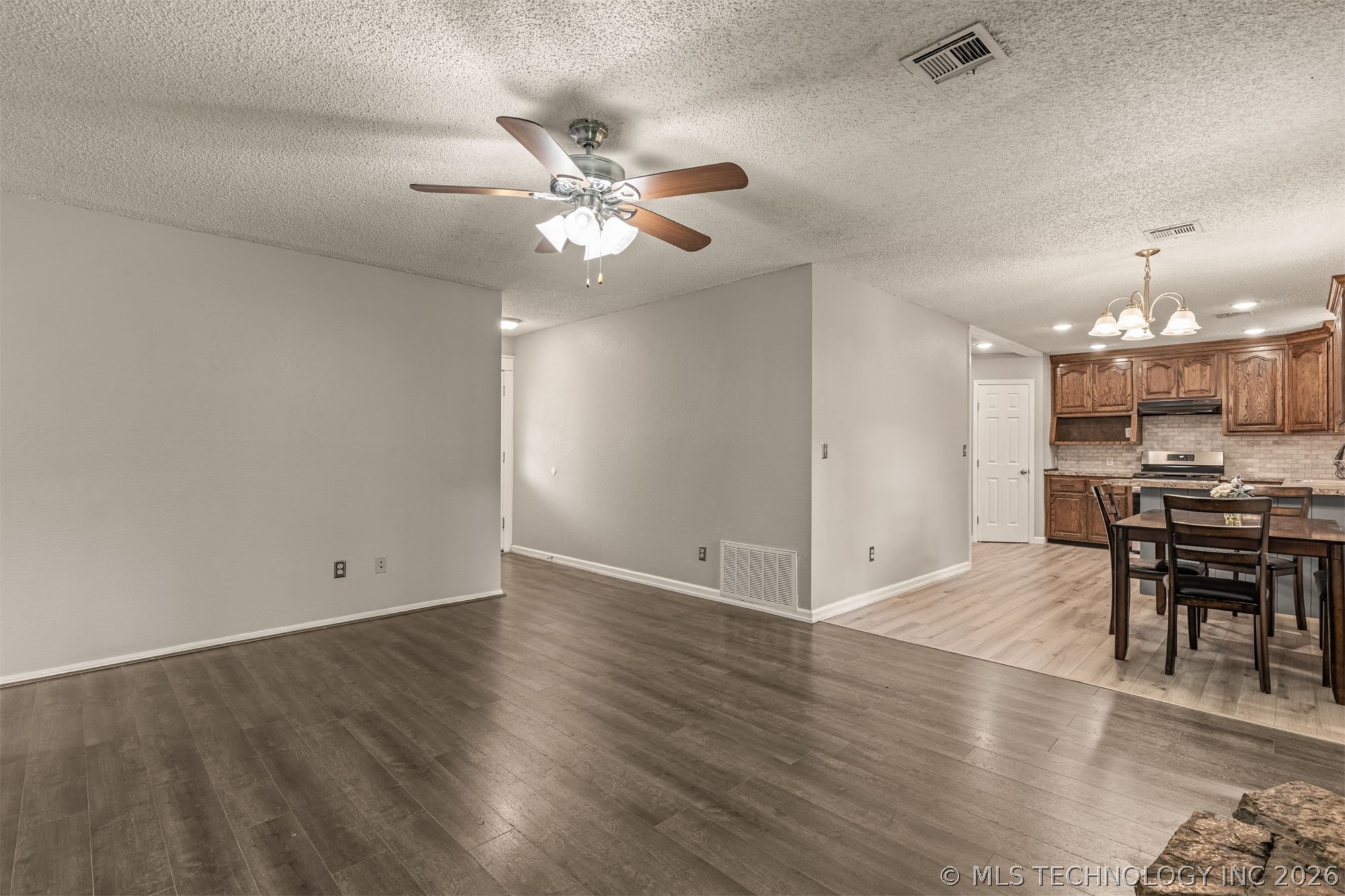 13629 S 285th Eastavenue Coweta OK 74429
