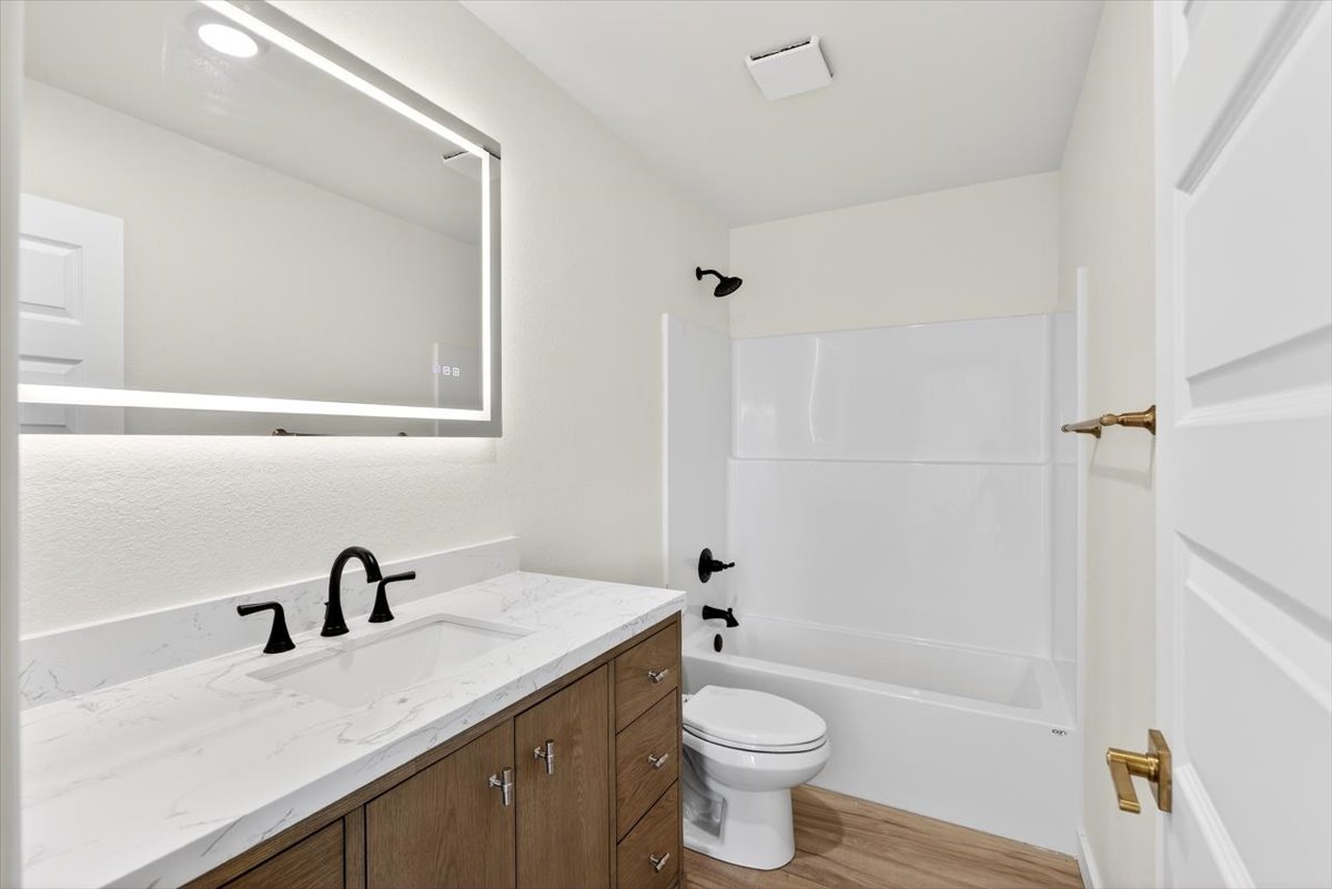 301 Swanson Road Mccurtain OK 74944