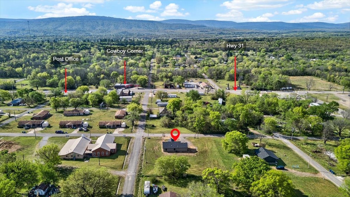 301 Swanson Road Mccurtain OK 74944