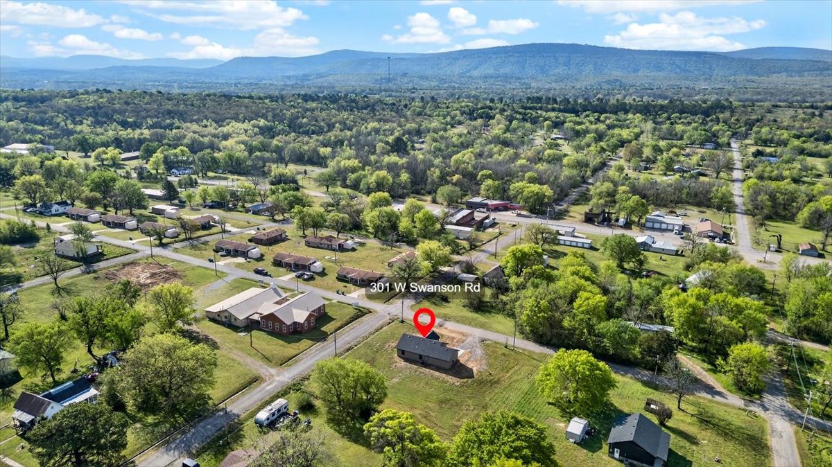 301 Swanson Road Mccurtain OK 74944