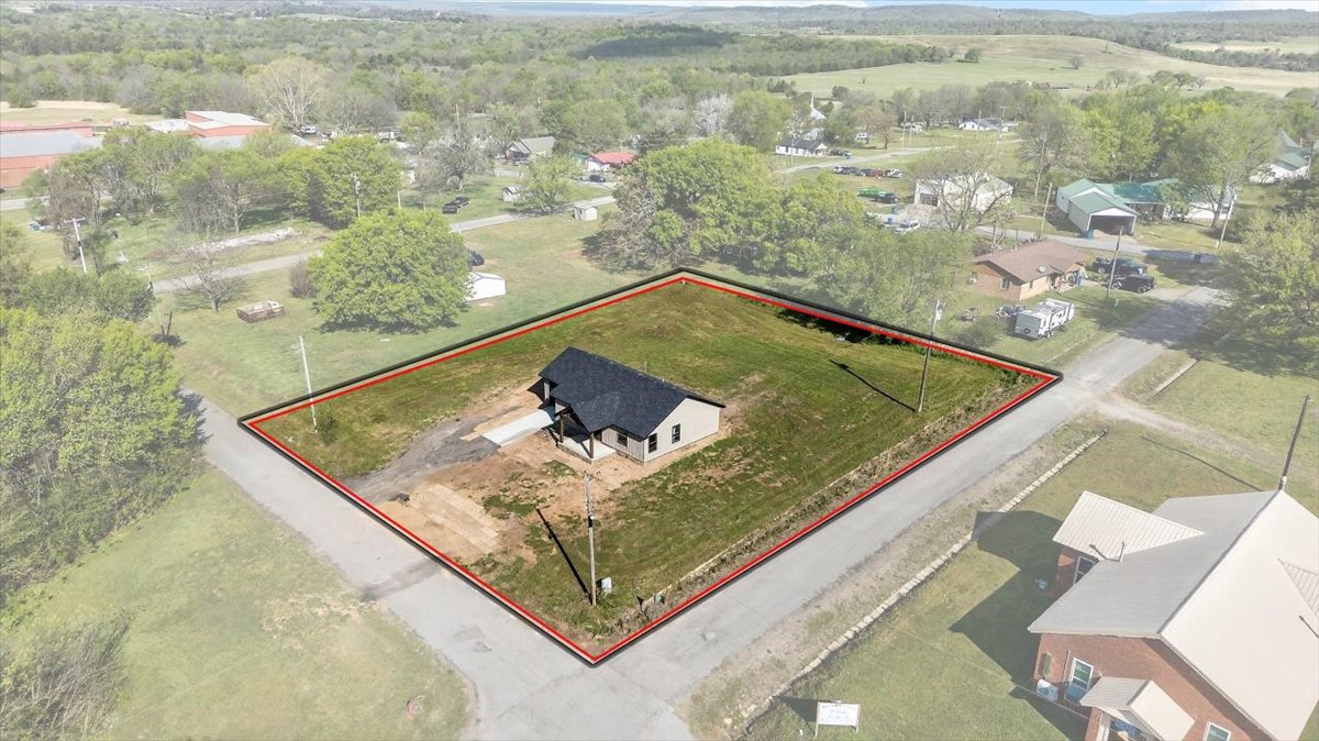 301 Swanson Road Mccurtain OK 74944