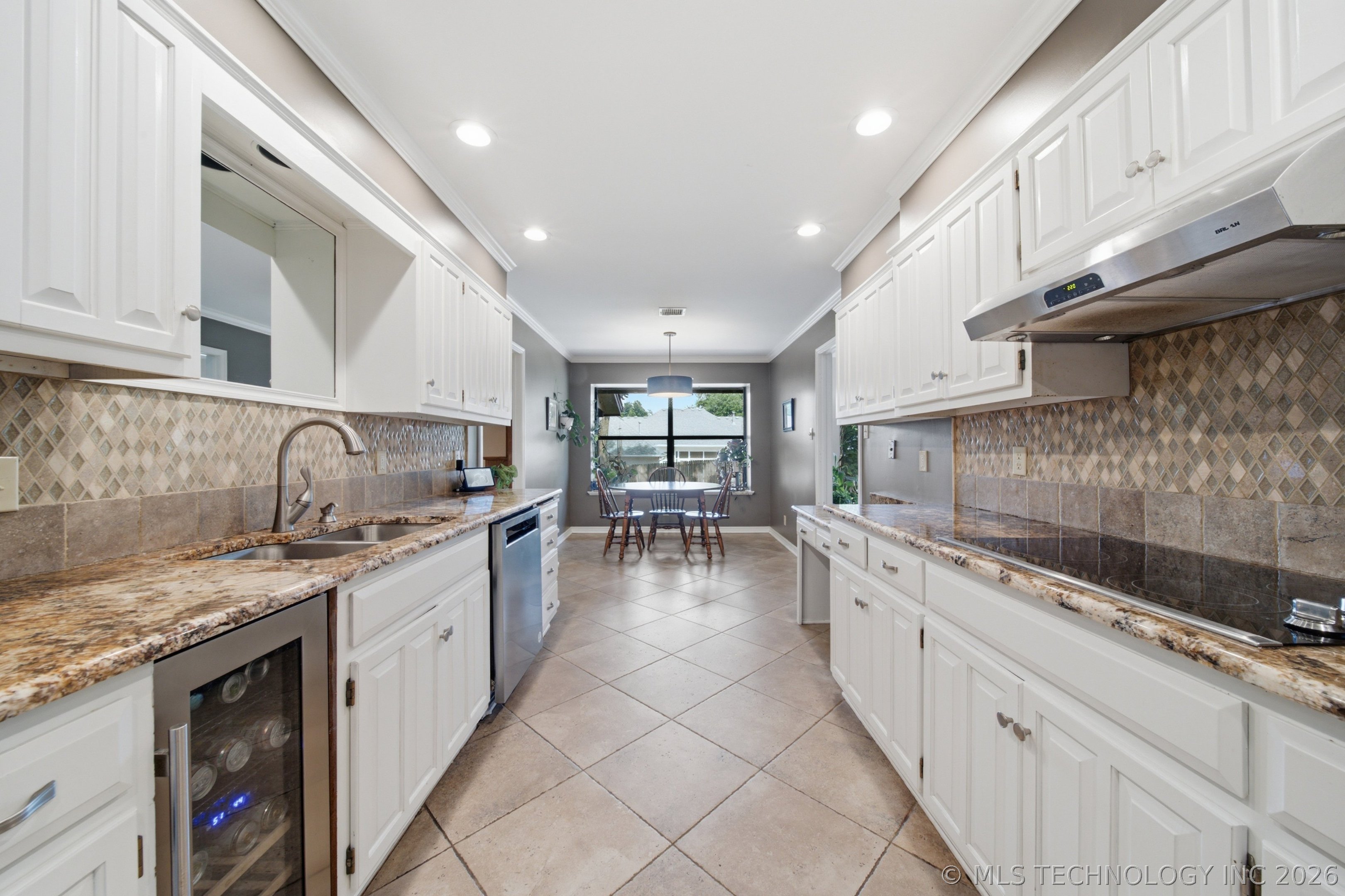 6407 S Quebec Avenue Tulsa OK 74136