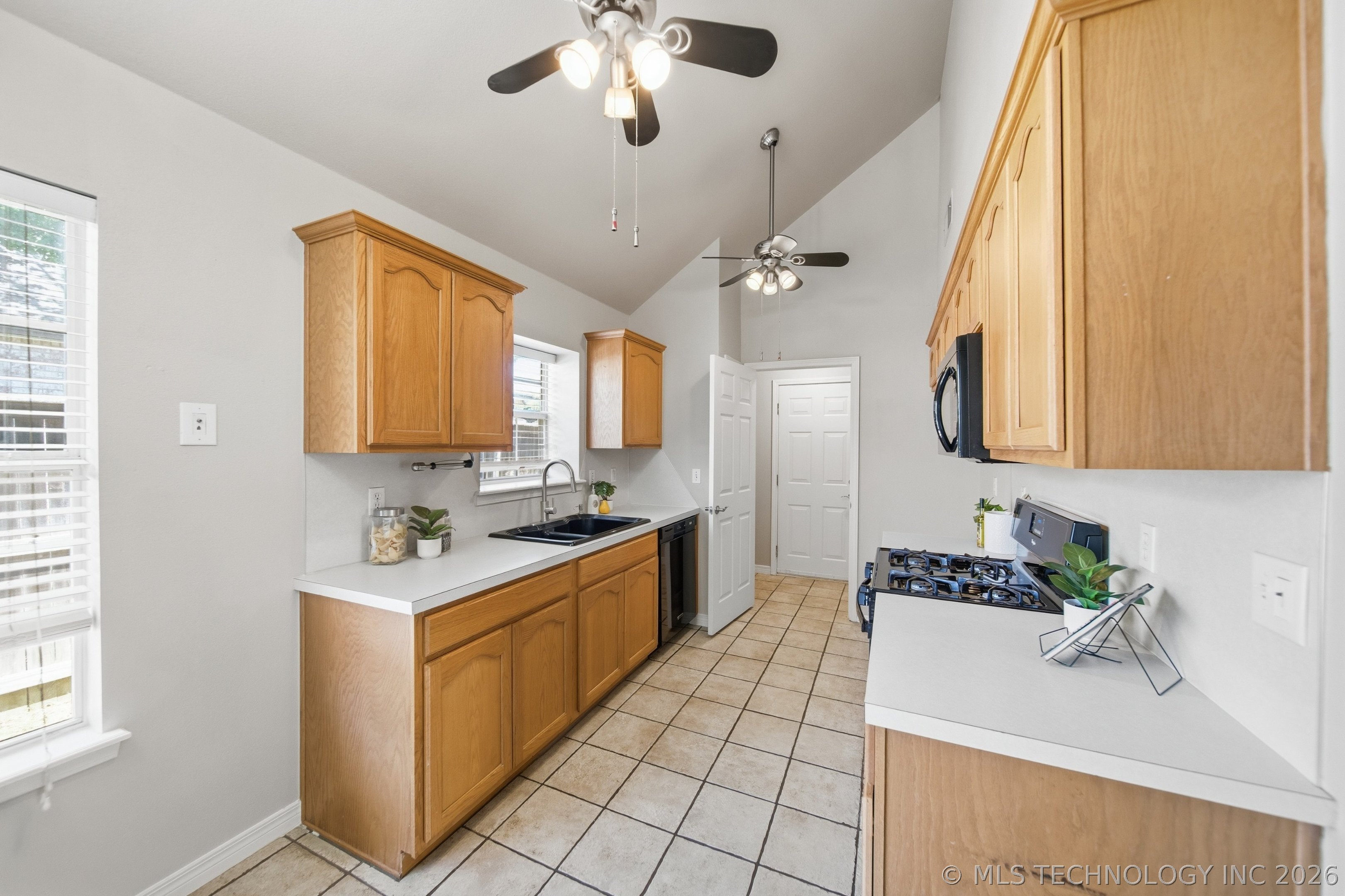 104 N Oak Place Broken Arrow OK 74012