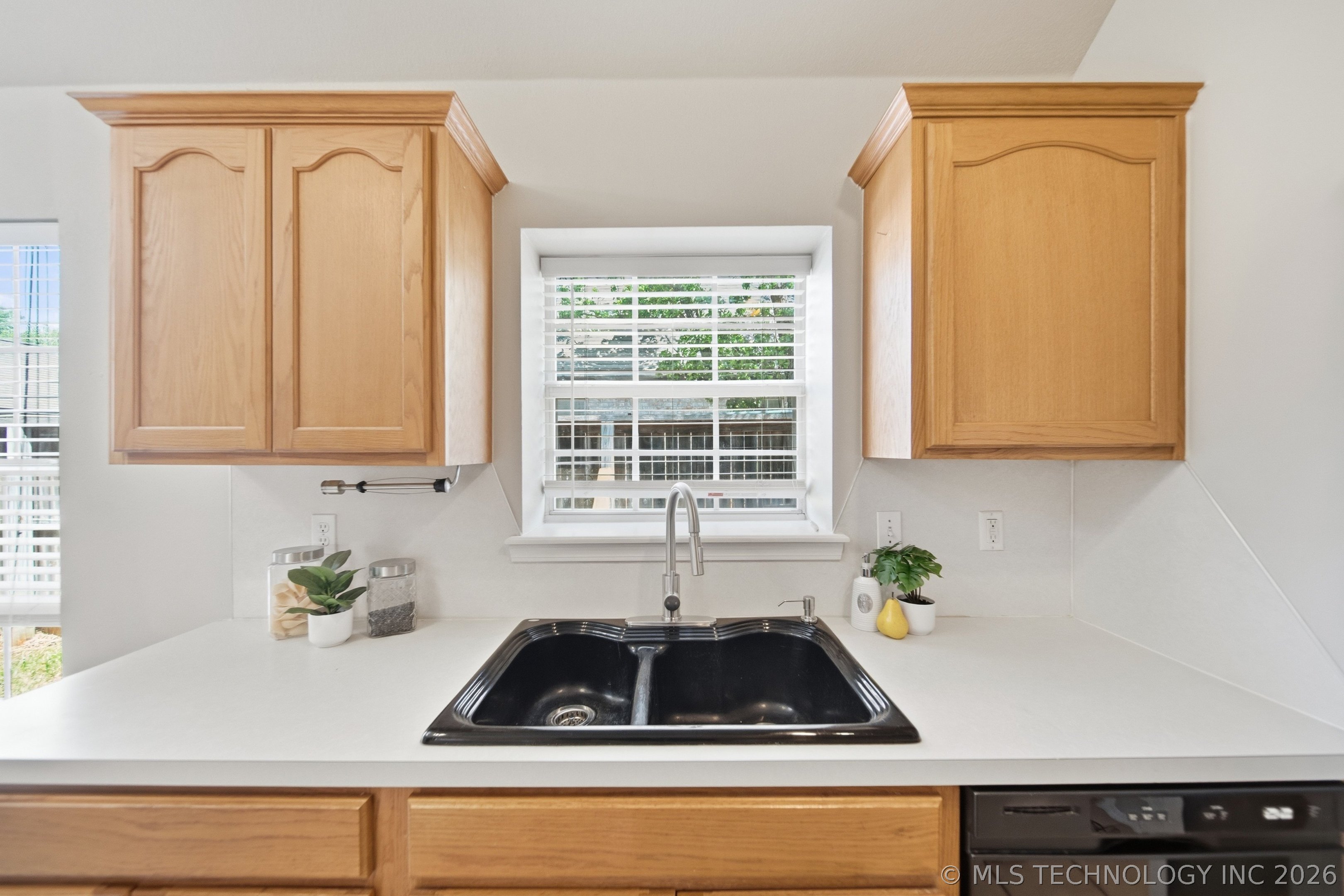 104 N Oak Place Broken Arrow OK 74012