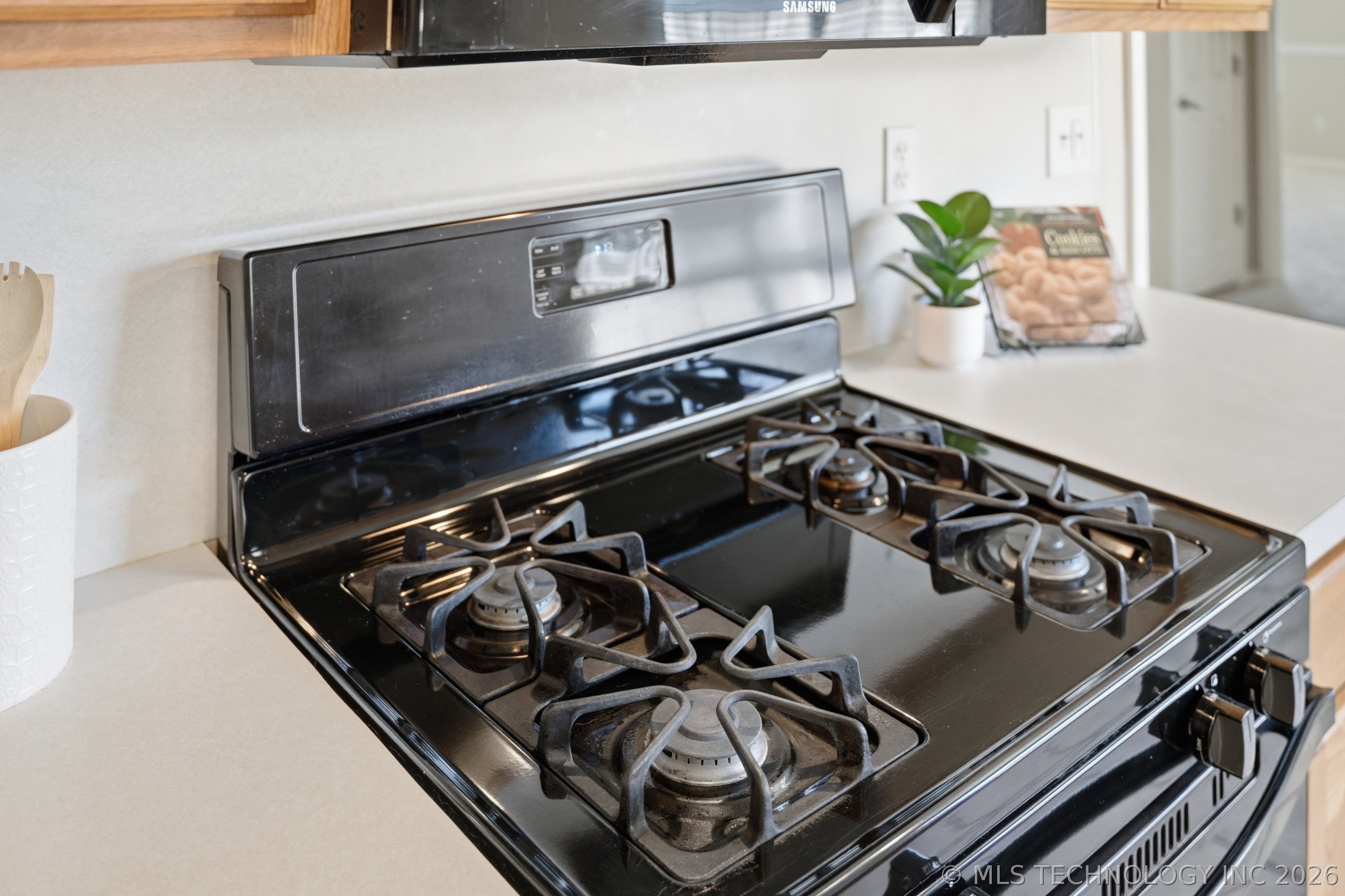 104 N Oak Place Broken Arrow OK 74012