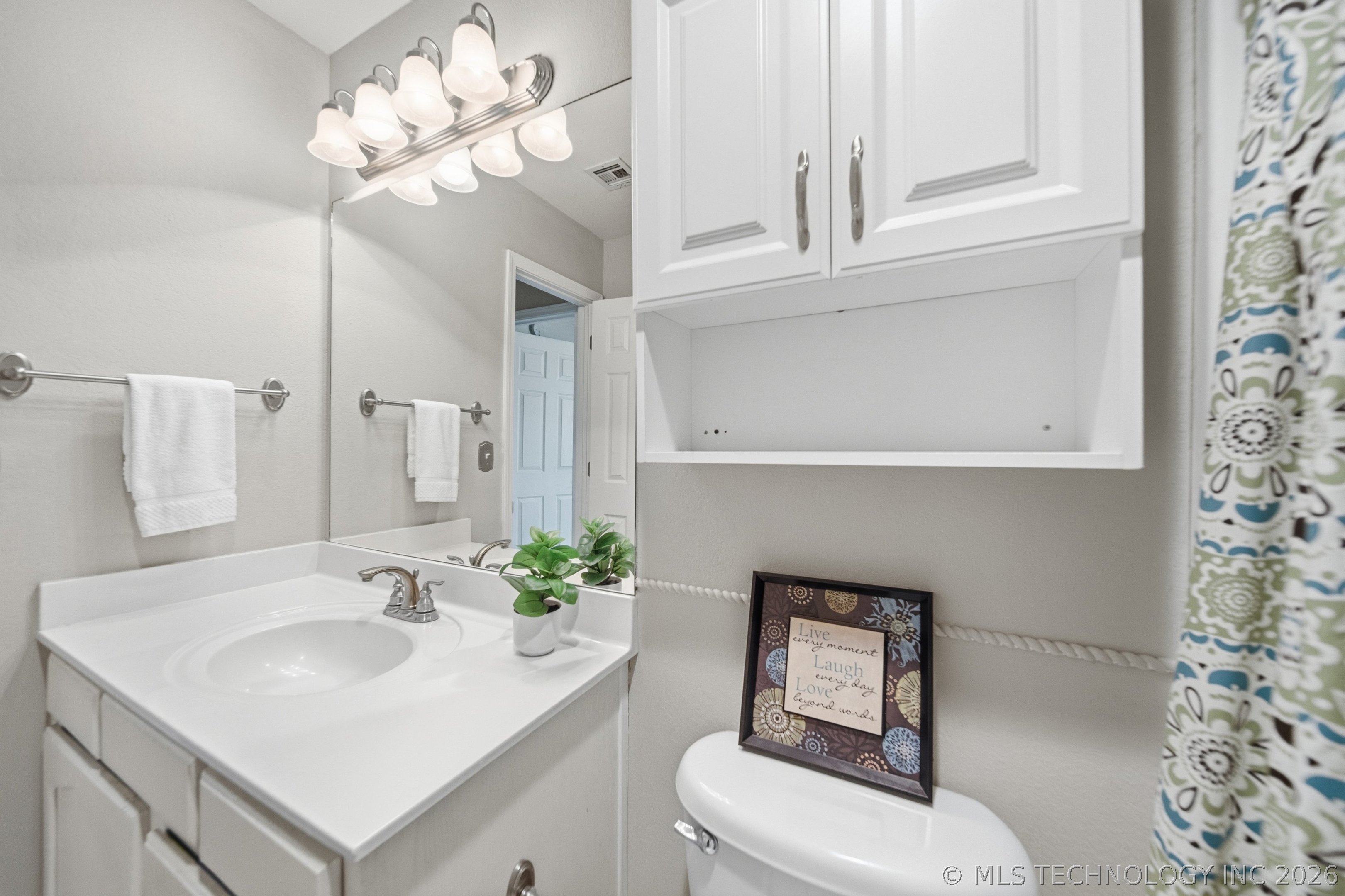 104 N Oak Place Broken Arrow OK 74012
