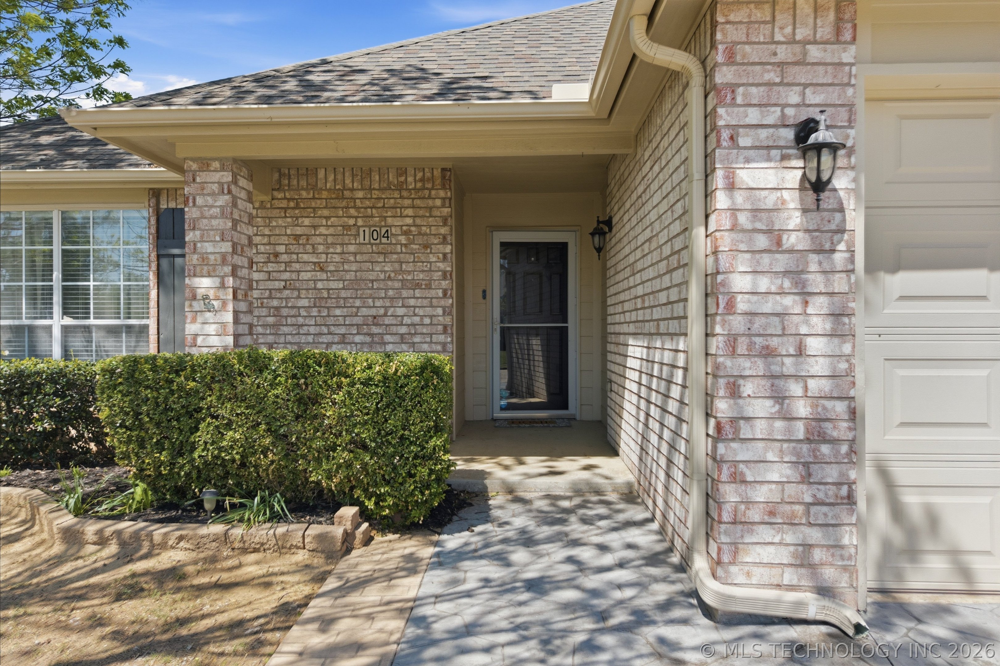 104 N Oak Place Broken Arrow OK 74012