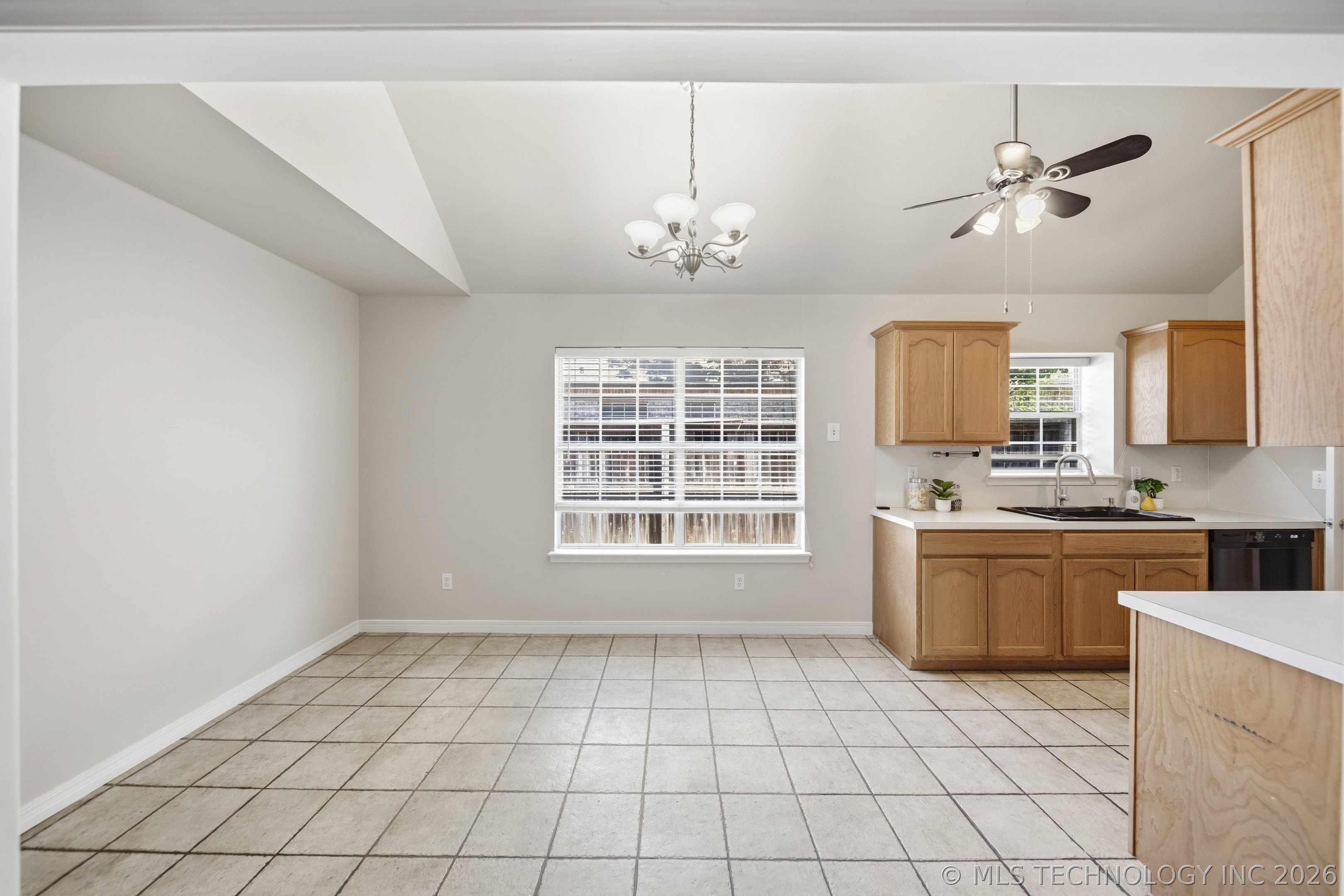 104 N Oak Place Broken Arrow OK 74012
