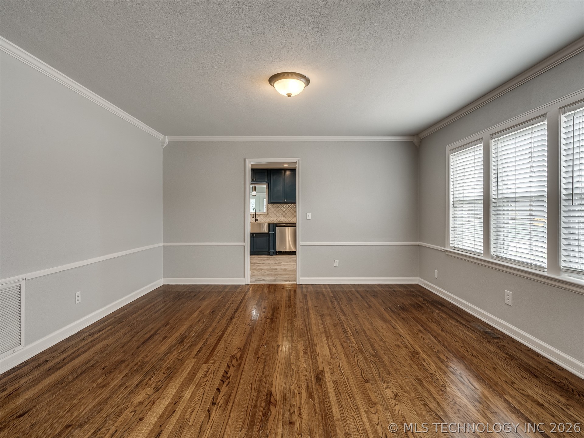 1204 S Columbia Avenue Tulsa OK 74104