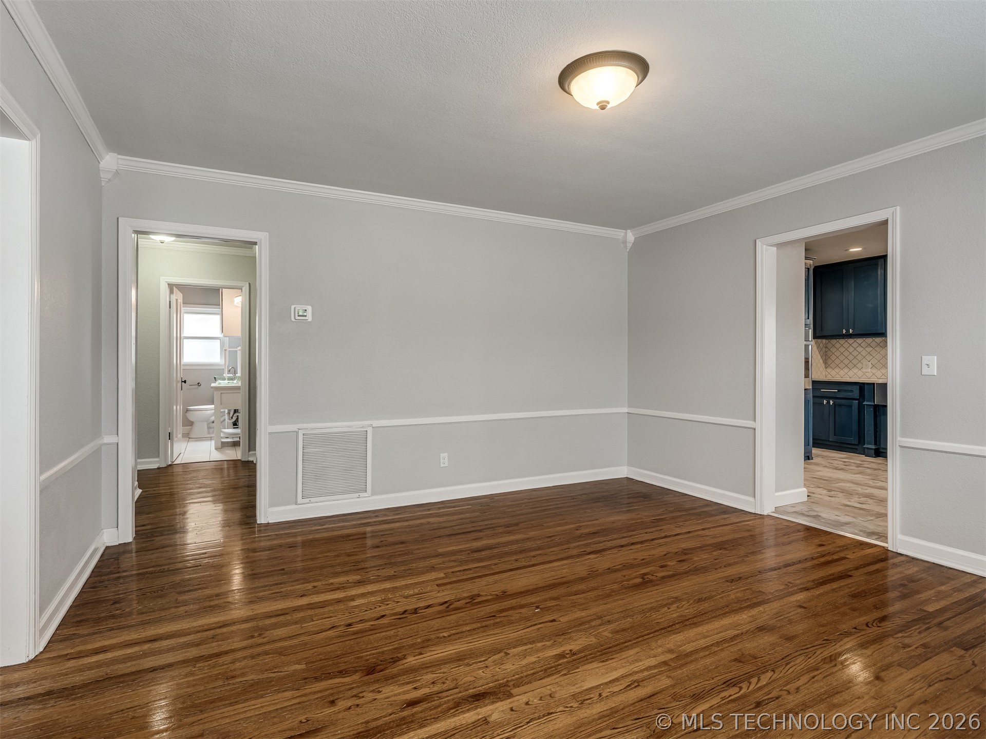 1204 S Columbia Avenue Tulsa OK 74104