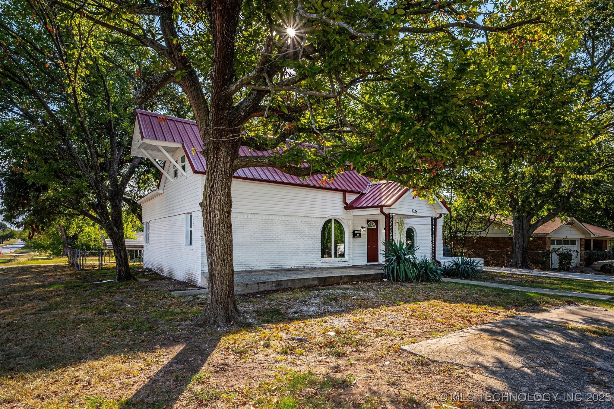 1228 D Street NW Ardmore OK 73401