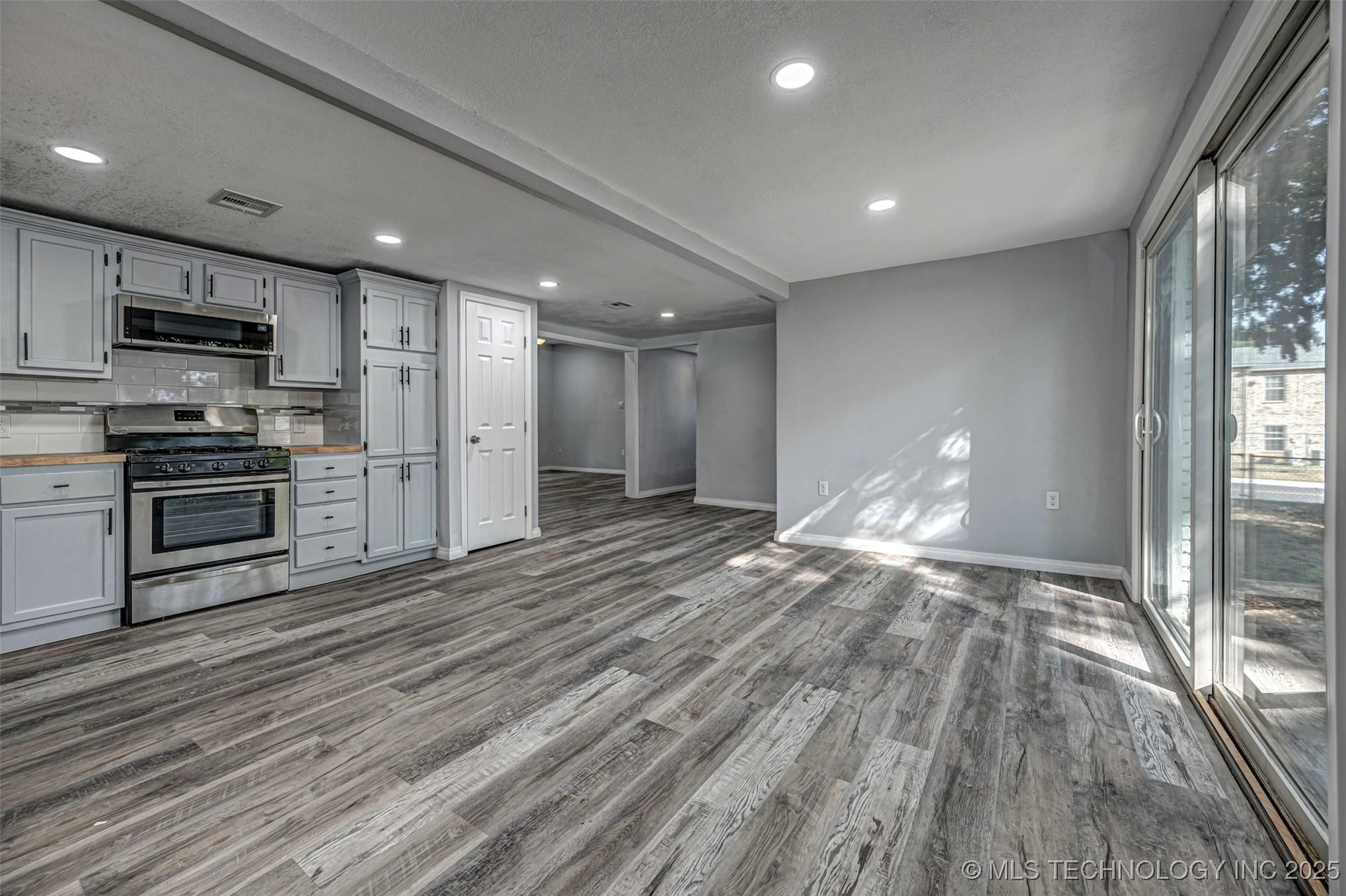 1228 D Street NW Ardmore OK 73401