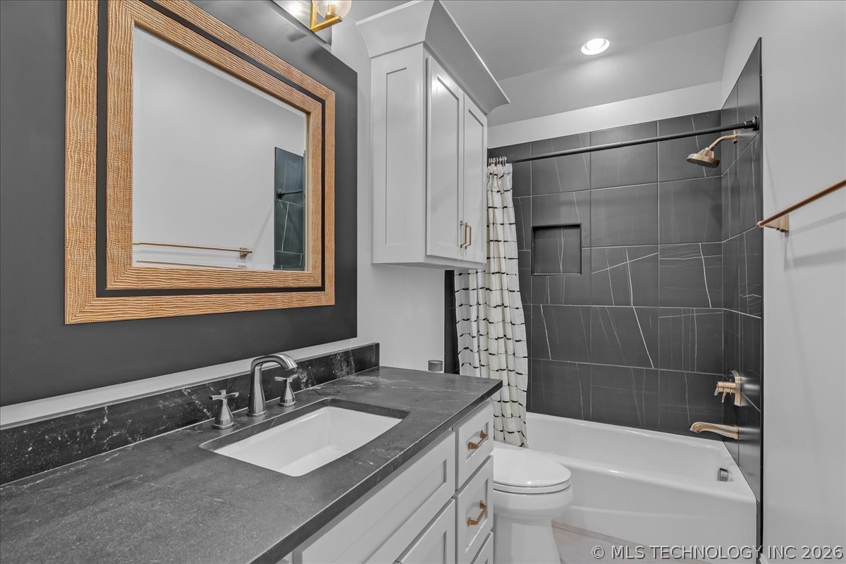 17845 E Falcon Pass Owasso OK 74055