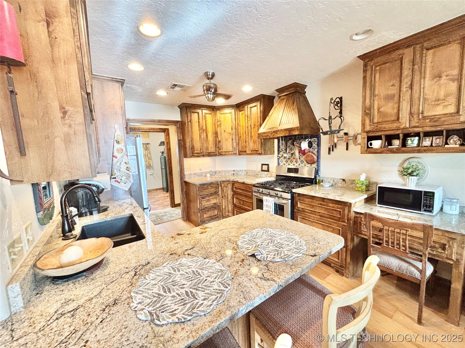 2102 N Peaceful Lane Stigler OK 74462