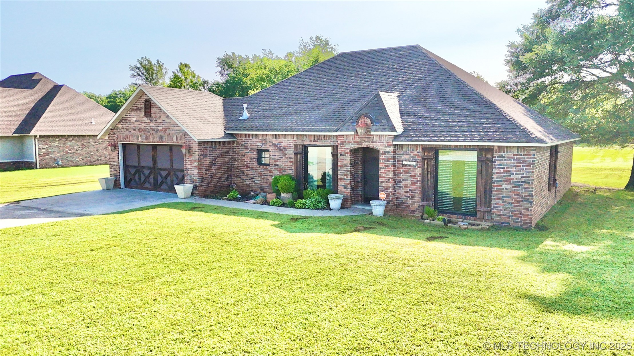 2102 N Peaceful Lane Stigler OK 74462
