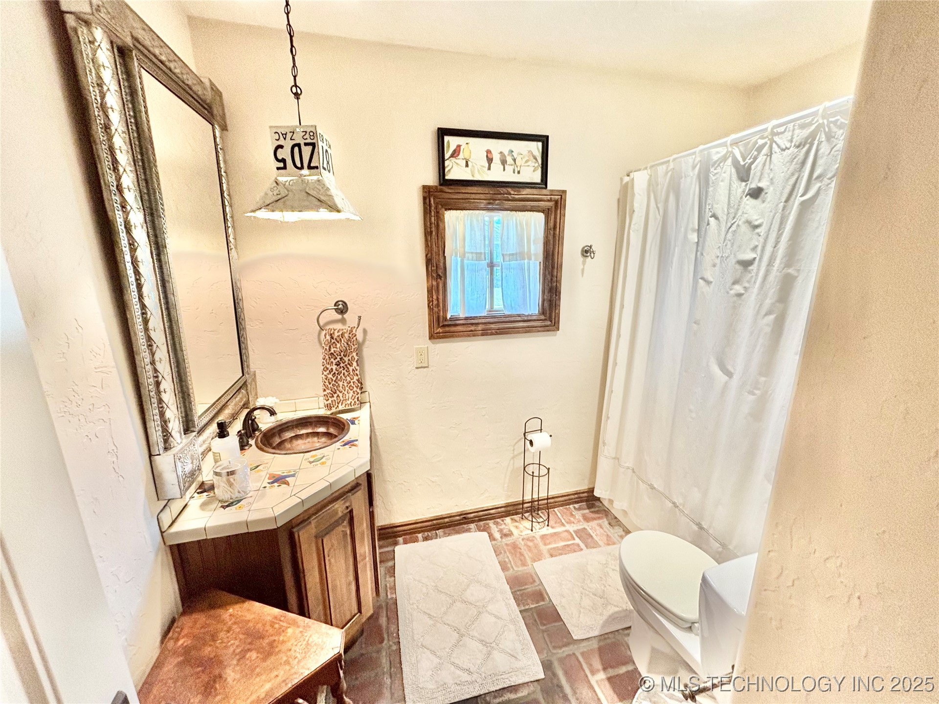 2102 N Peaceful Lane Stigler OK 74462