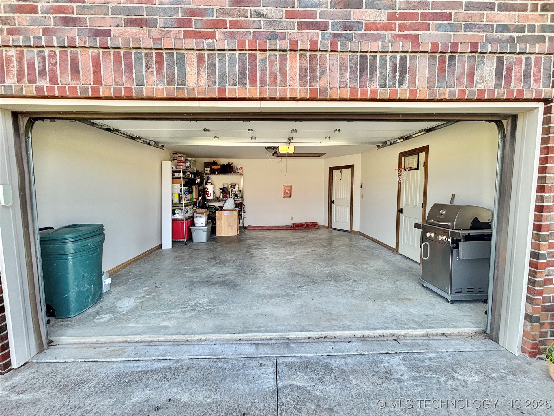2102 N Peaceful Lane Stigler OK 74462