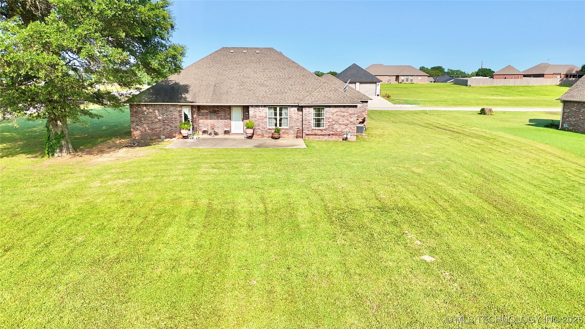 2102 N Peaceful Lane Stigler OK 74462