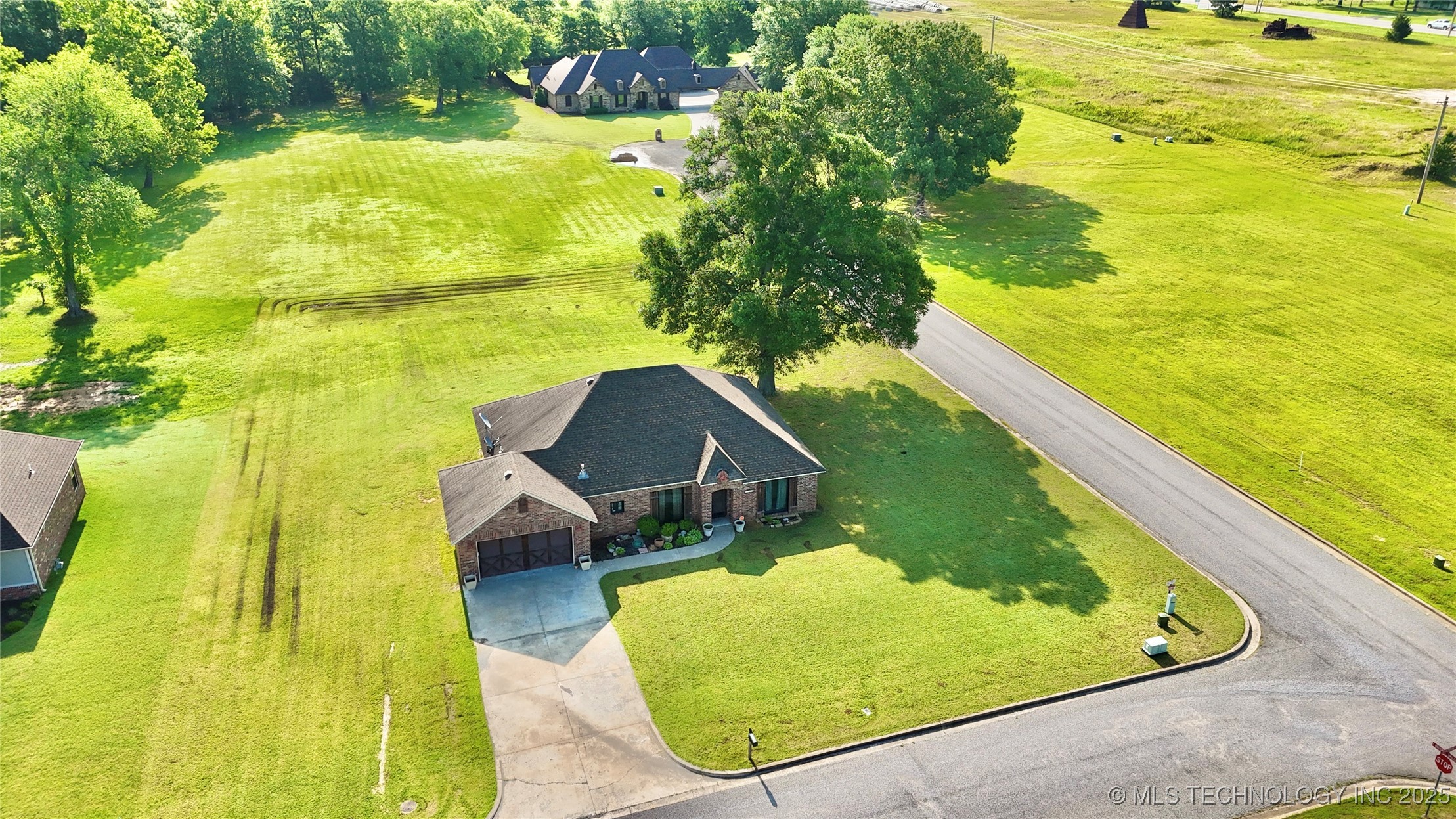 2102 N Peaceful Lane Stigler OK 74462
