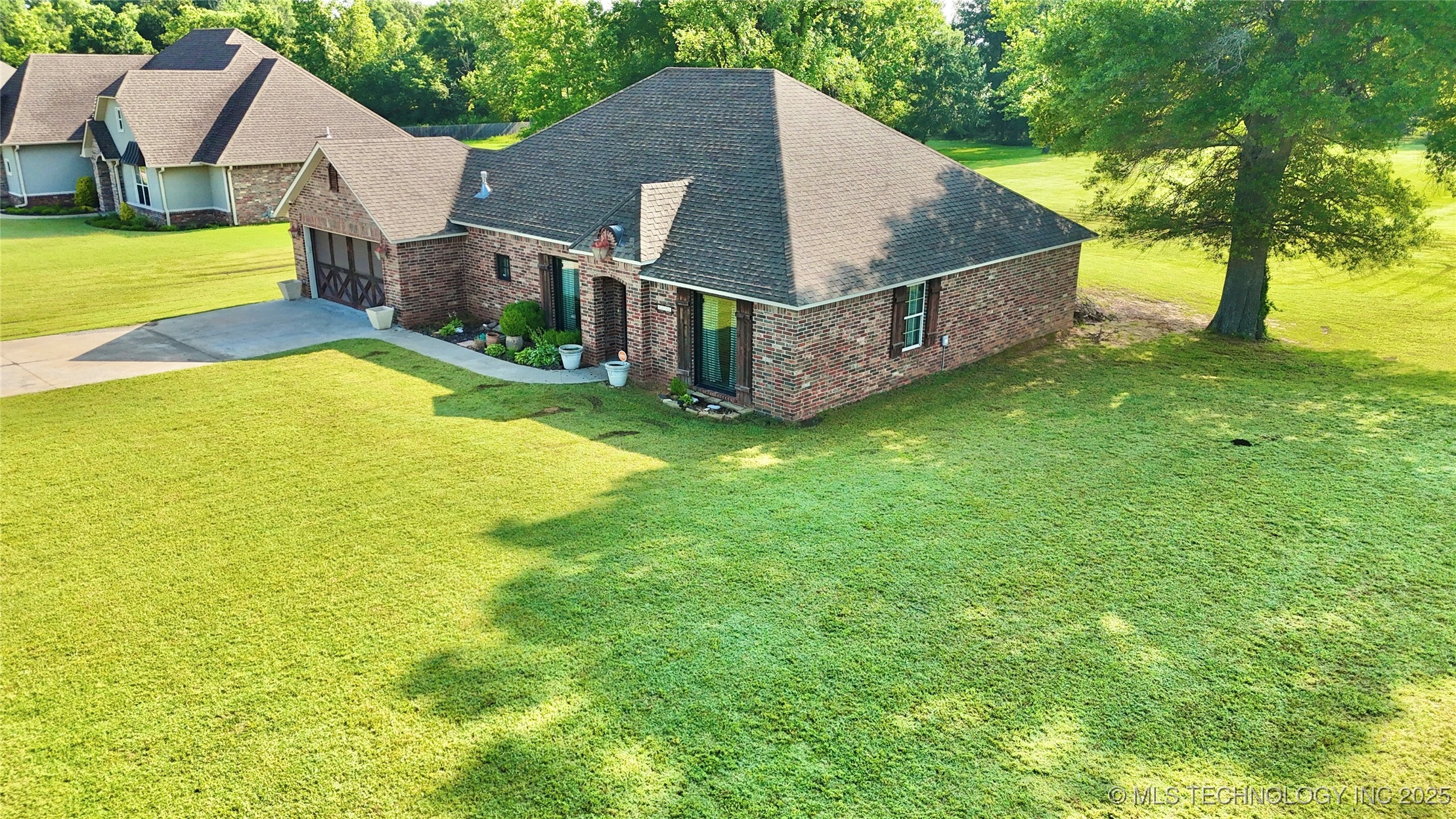 2102 N Peaceful Lane Stigler OK 74462