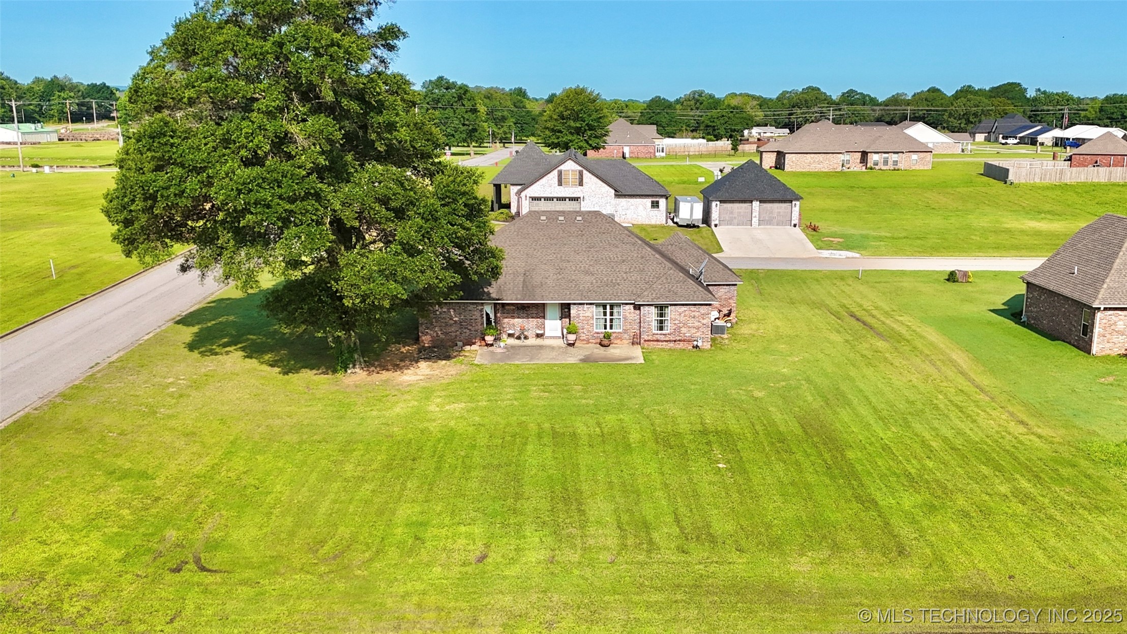 2102 N Peaceful Lane Stigler OK 74462