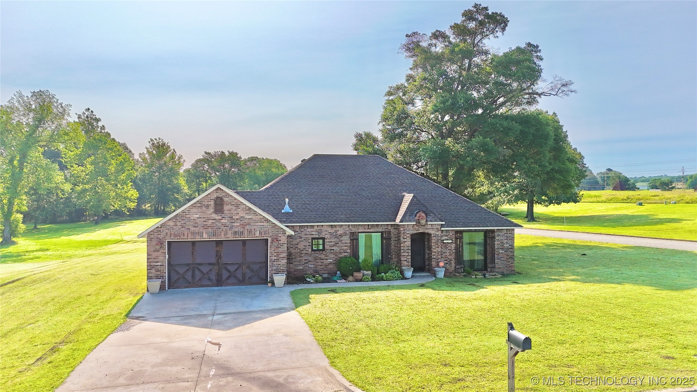 2102 N Peaceful Lane Stigler OK 74462