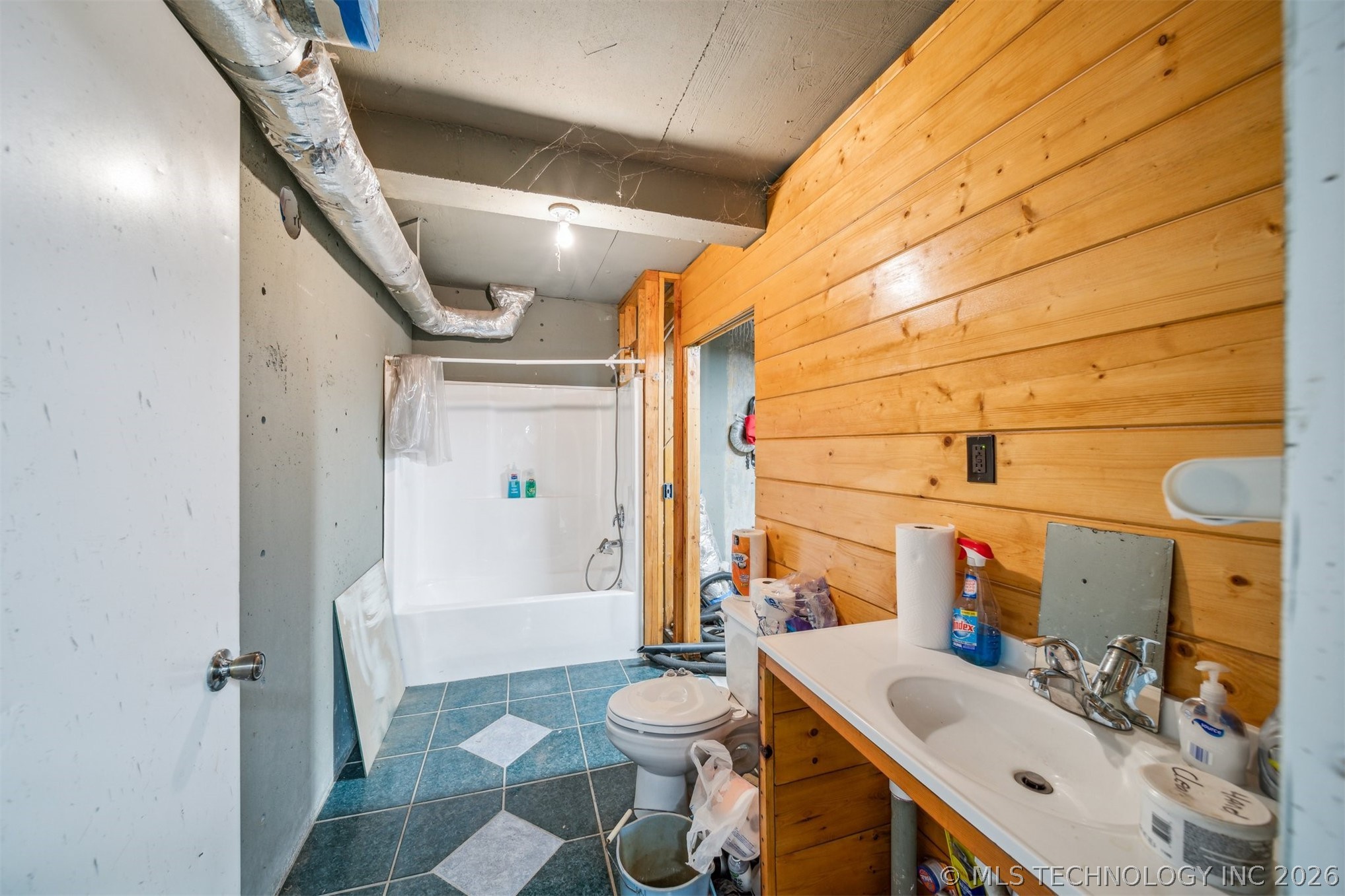 21745 E 660 Road Tahlequah OK 74464