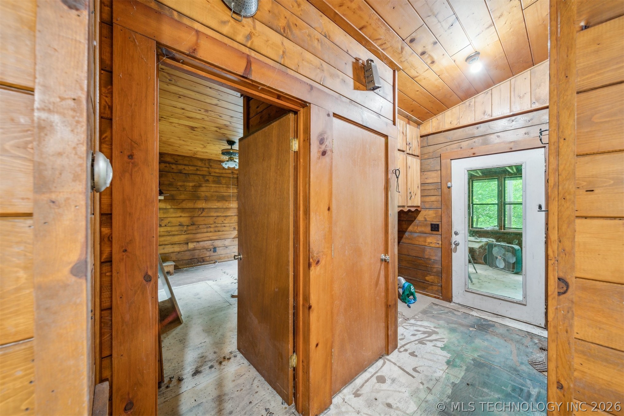 21745 E 660 Road Tahlequah OK 74464