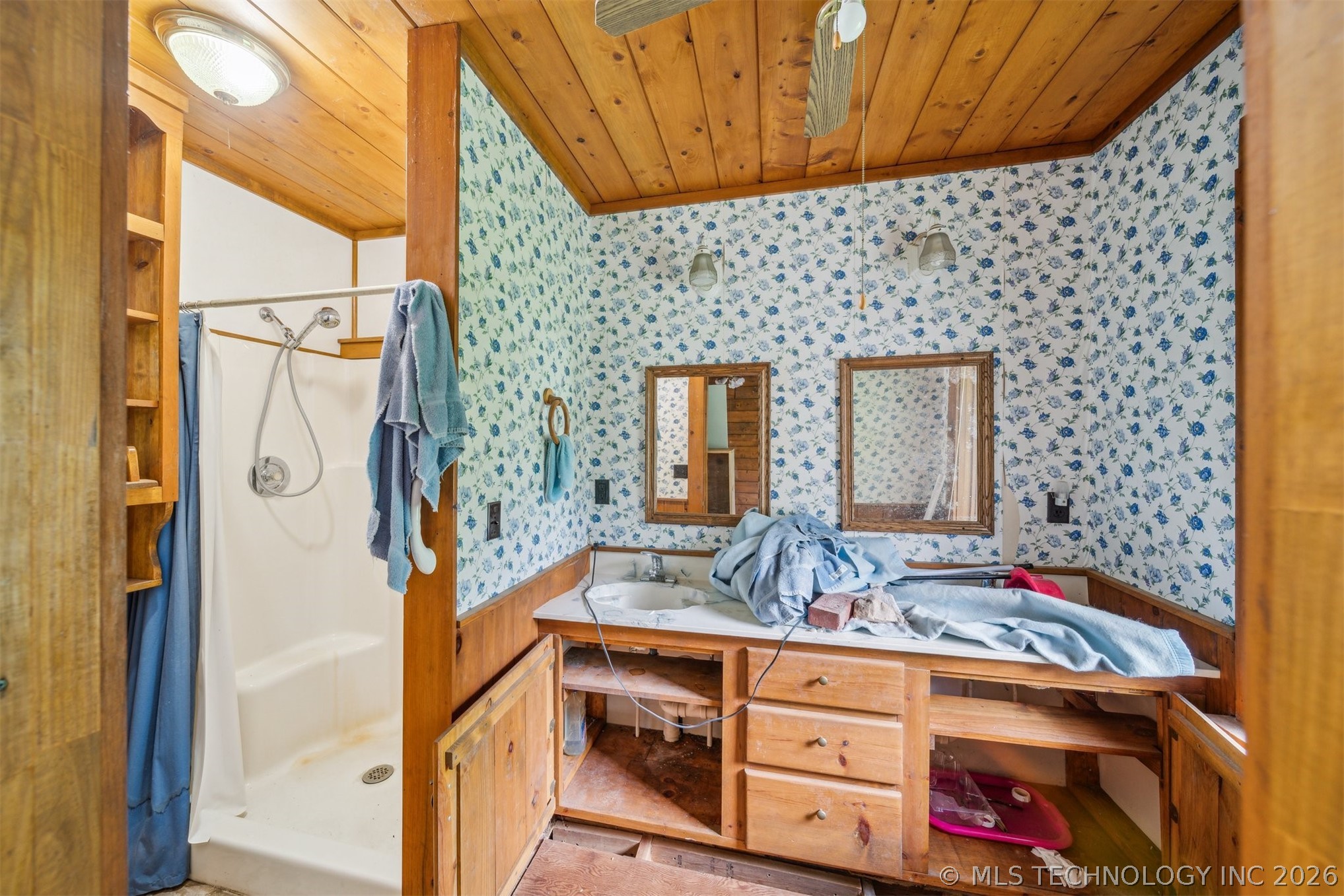 21745 E 660 Road Tahlequah OK 74464