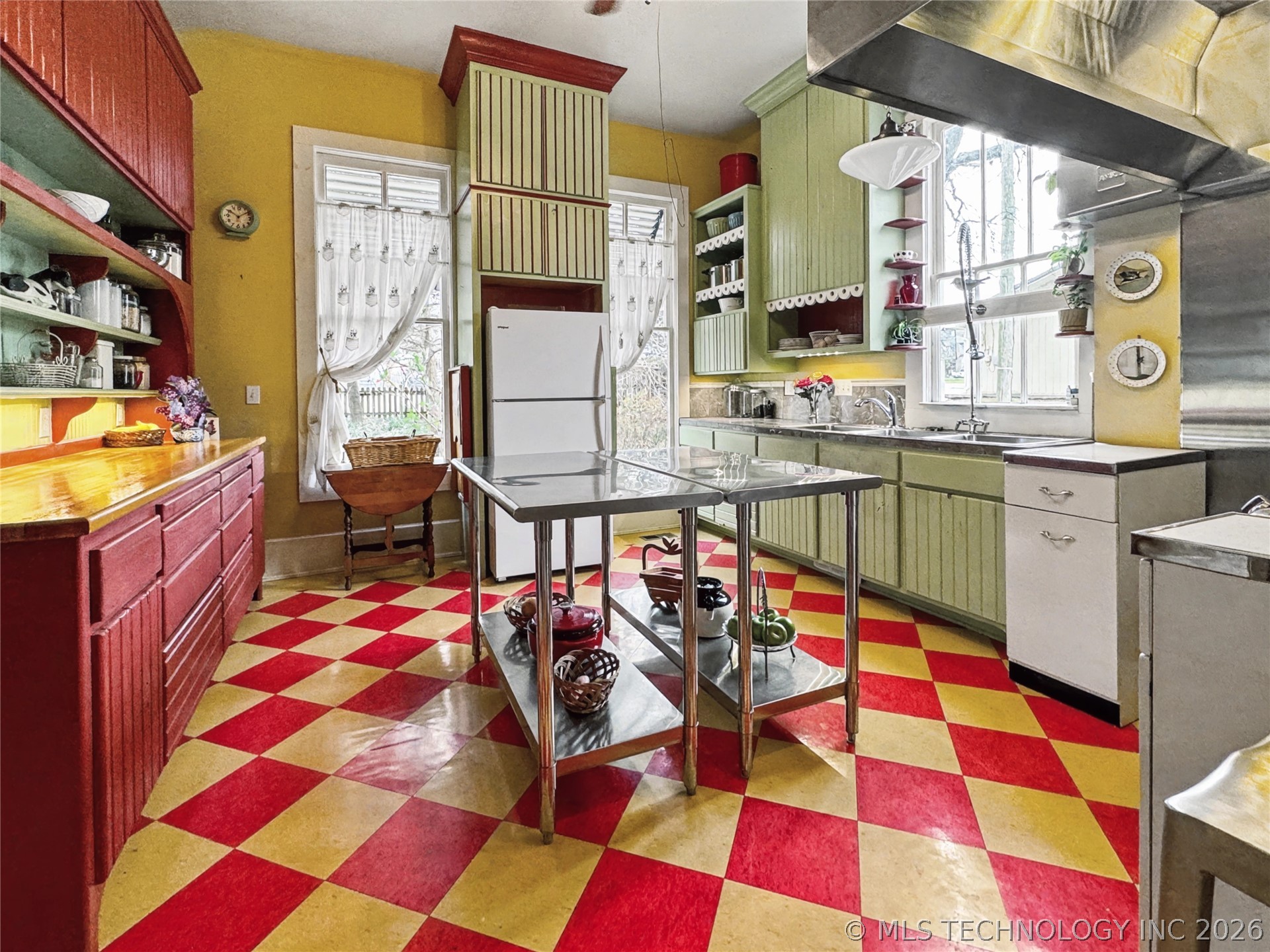 224 W Chickasaw Street Tahlequah OK 74464