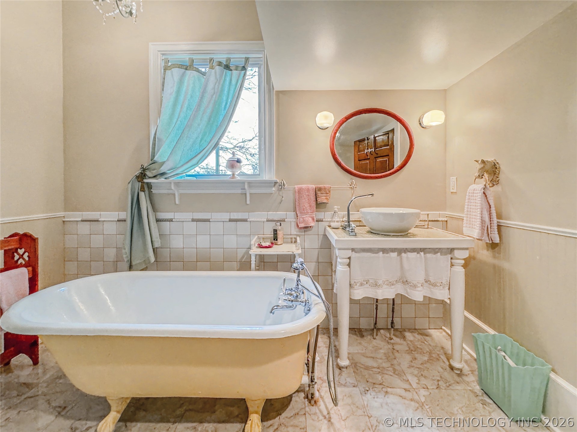 224 W Chickasaw Street Tahlequah OK 74464