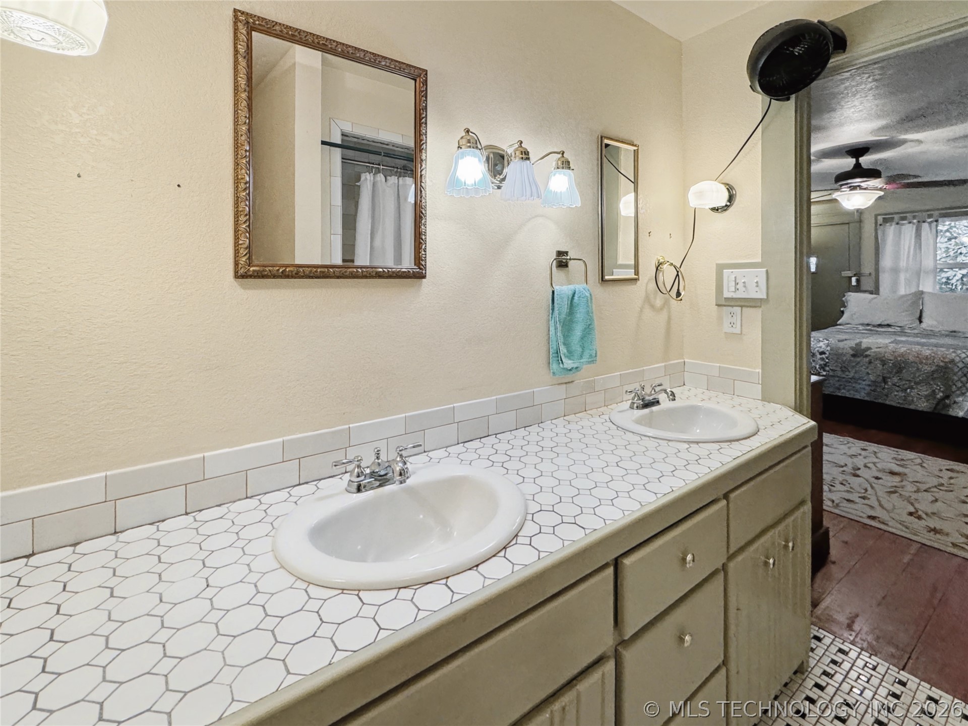 224 W Chickasaw Street Tahlequah OK 74464